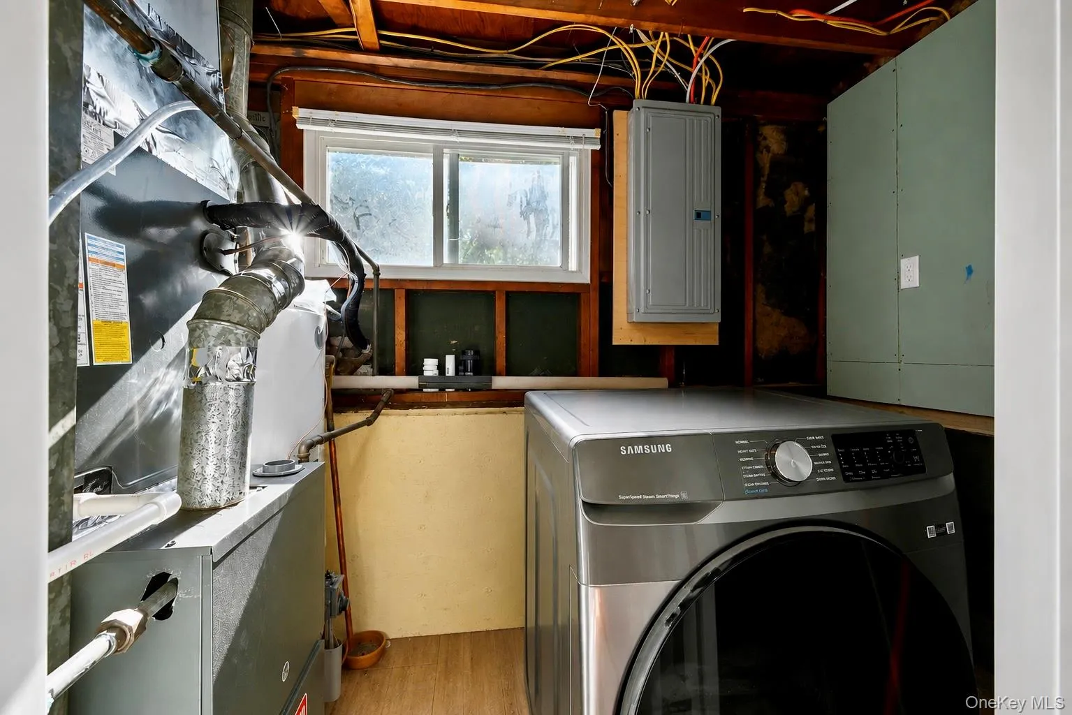 29 Henry Avenue, Brookhaven, NY, 4 Bedrooms Bedrooms, 9 Rooms Rooms,2 BathroomsBathrooms,Residential,For Rent,Henry,0,1028983 29 Henry Avenue, Brookhaven, NY, 4 Bedrooms Bedrooms, 9 Rooms Rooms,2 BathroomsBathrooms,Residential,For Rent,Henry,0,1028983