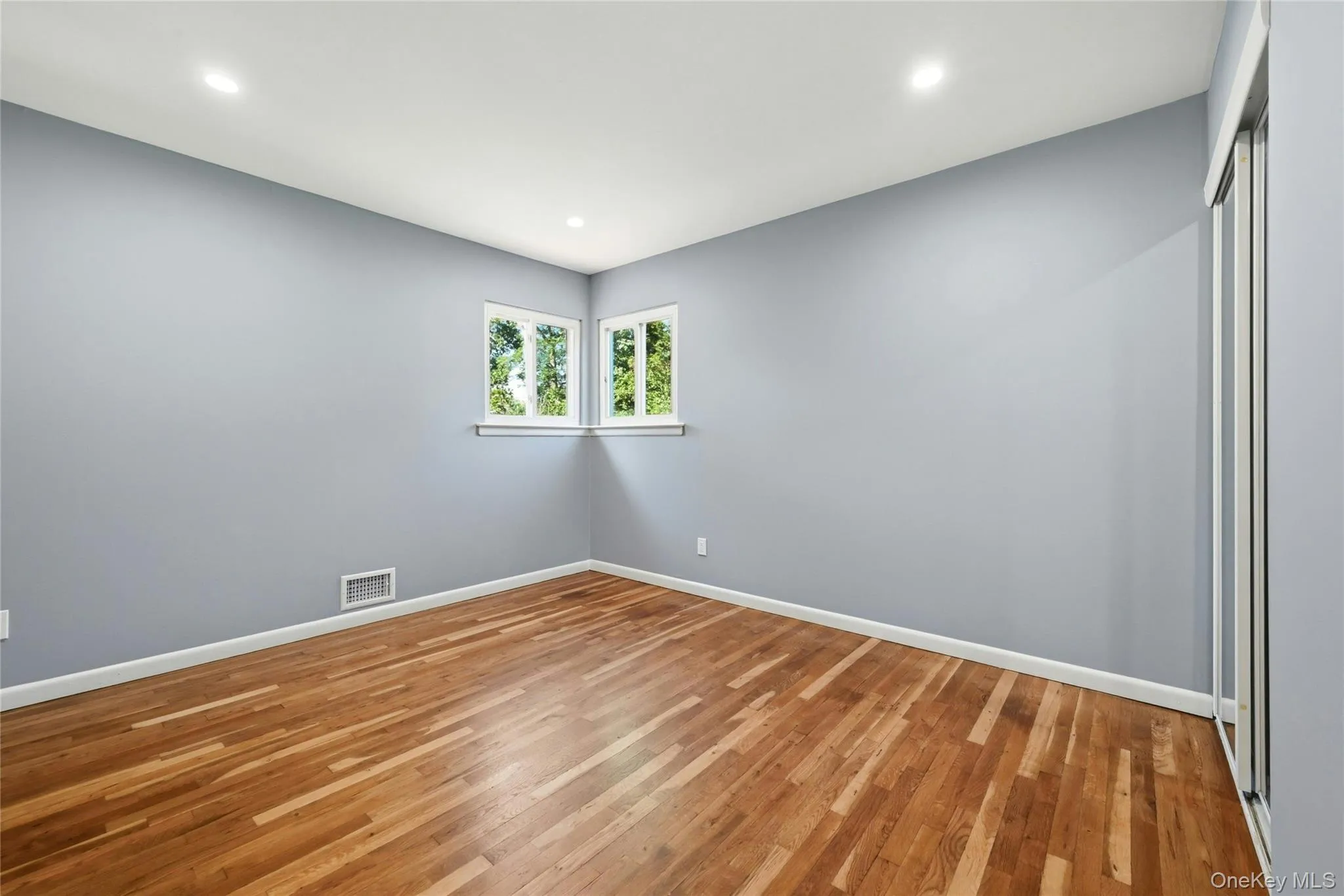 29 Henry Avenue, Brookhaven, NY, 4 Bedrooms Bedrooms, 9 Rooms Rooms,2 BathroomsBathrooms,Residential,For Rent,Henry,0,1028983 29 Henry Avenue, Brookhaven, NY, 4 Bedrooms Bedrooms, 9 Rooms Rooms,2 BathroomsBathrooms,Residential,For Rent,Henry,0,1028983