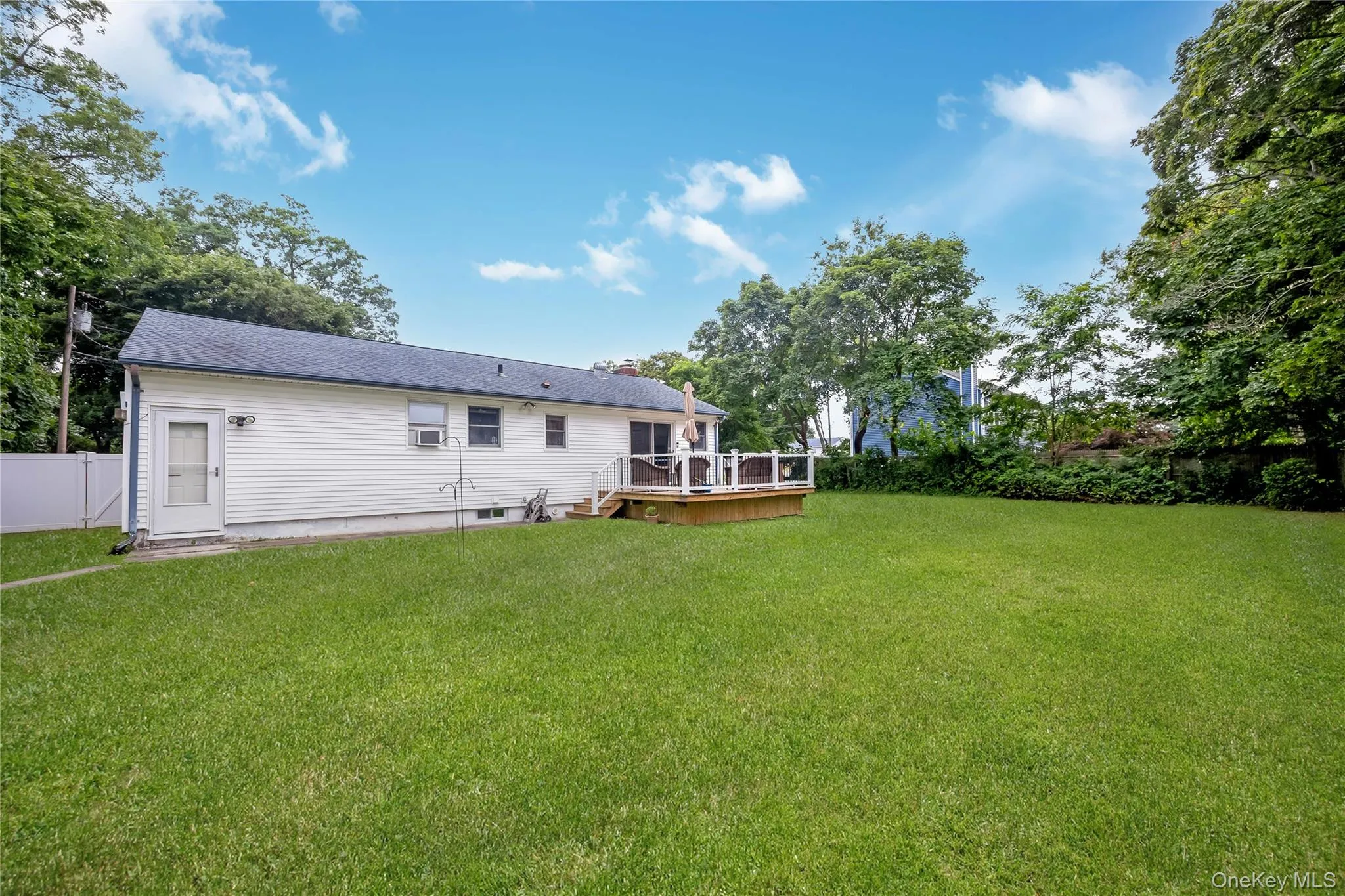 522 Amsterdam Avenue, Brookhaven, NY, 2 Bedrooms Bedrooms, 5 Rooms Rooms,1 BathroomBathrooms,Residential,For Rent,Amsterdam,0,1028985 522 Amsterdam Avenue, Brookhaven, NY, 2 Bedrooms Bedrooms, 5 Rooms Rooms,1 BathroomBathrooms,Residential,For Rent,Amsterdam,0,1028985