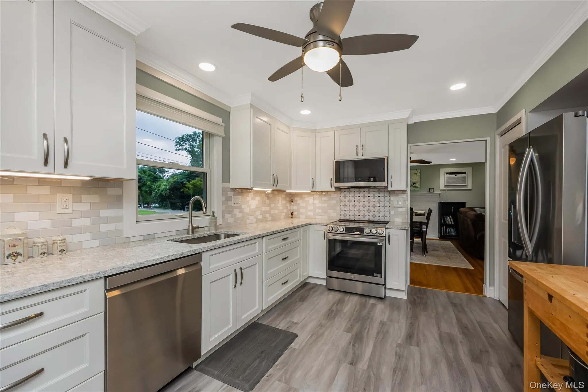 522 Amsterdam Avenue, Brookhaven, NY, 2 Bedrooms Bedrooms, 5 Rooms Rooms,1 BathroomBathrooms,Residential,For Rent,Amsterdam,0,1028985 522 Amsterdam Avenue, Brookhaven, NY, 2 Bedrooms Bedrooms, 5 Rooms Rooms,1 BathroomBathrooms,Residential,For Rent,Amsterdam,0,1028985