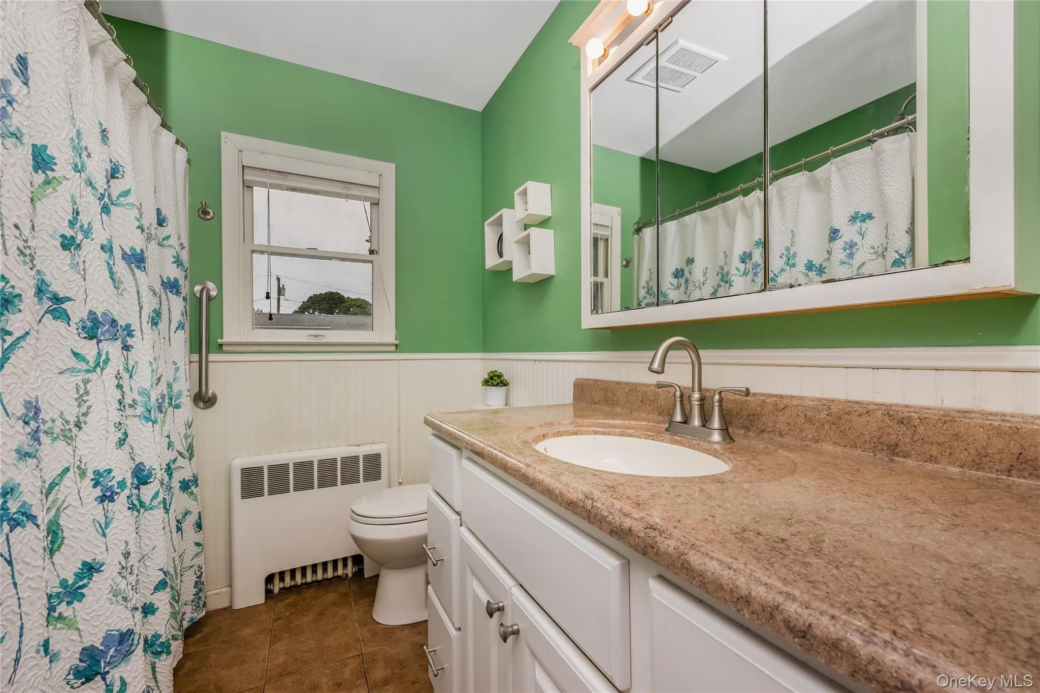 522 Amsterdam Avenue, Brookhaven, NY, 2 Bedrooms Bedrooms, 5 Rooms Rooms,1 BathroomBathrooms,Residential,For Rent,Amsterdam,0,1028985 522 Amsterdam Avenue, Brookhaven, NY, 2 Bedrooms Bedrooms, 5 Rooms Rooms,1 BathroomBathrooms,Residential,For Rent,Amsterdam,0,1028985