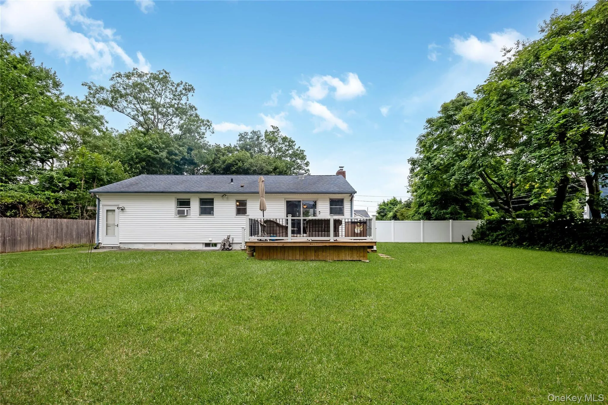 522 Amsterdam Avenue, Brookhaven, NY, 2 Bedrooms Bedrooms, 5 Rooms Rooms,1 BathroomBathrooms,Residential,For Rent,Amsterdam,0,1028985 522 Amsterdam Avenue, Brookhaven, NY, 2 Bedrooms Bedrooms, 5 Rooms Rooms,1 BathroomBathrooms,Residential,For Rent,Amsterdam,0,1028985
