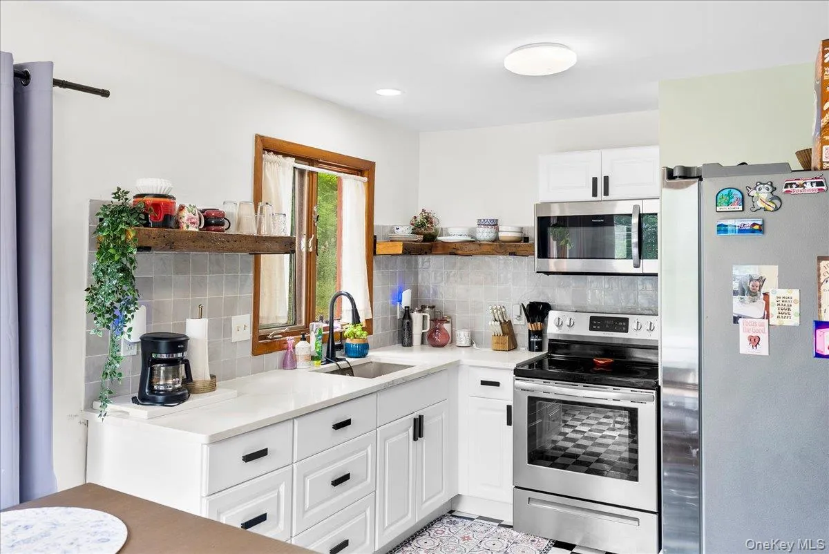 24 Alpine Drive, Cairo, NY, 4 Bedrooms Bedrooms, 8 Rooms Rooms,2 BathroomsBathrooms,Residential,For Rent,Alpine,0,1028987 24 Alpine Drive, Cairo, NY, 4 Bedrooms Bedrooms, 8 Rooms Rooms,2 BathroomsBathrooms,Residential,For Rent,Alpine,0,1028987