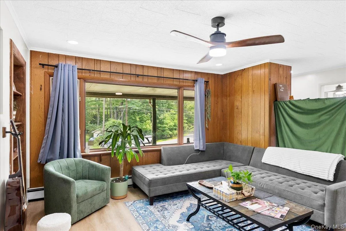 24 Alpine Drive, Cairo, NY, 4 Bedrooms Bedrooms, 8 Rooms Rooms,2 BathroomsBathrooms,Residential,For Rent,Alpine,0,1028987 24 Alpine Drive, Cairo, NY, 4 Bedrooms Bedrooms, 8 Rooms Rooms,2 BathroomsBathrooms,Residential,For Rent,Alpine,0,1028987