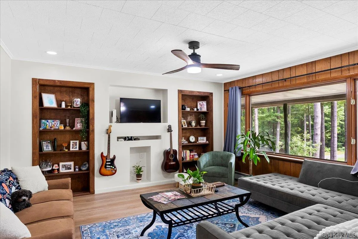 24 Alpine Drive, Cairo, NY, 4 Bedrooms Bedrooms, 8 Rooms Rooms,2 BathroomsBathrooms,Residential,For Rent,Alpine,0,1028987 24 Alpine Drive, Cairo, NY, 4 Bedrooms Bedrooms, 8 Rooms Rooms,2 BathroomsBathrooms,Residential,For Rent,Alpine,0,1028987