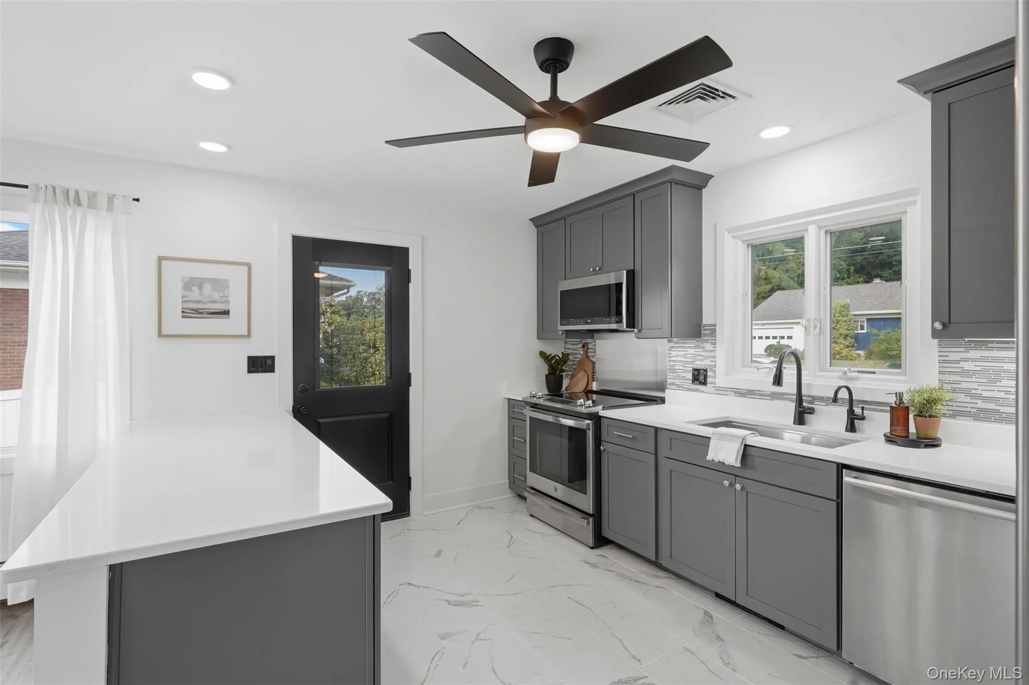 103 Willow Street, Beacon, NY, 2 Bedrooms Bedrooms, 4 Rooms Rooms,1 BathroomBathrooms,Residential,For Rent,Willow,0,1028994 103 Willow Street, Beacon, NY, 2 Bedrooms Bedrooms, 4 Rooms Rooms,1 BathroomBathrooms,Residential,For Rent,Willow,0,1028994