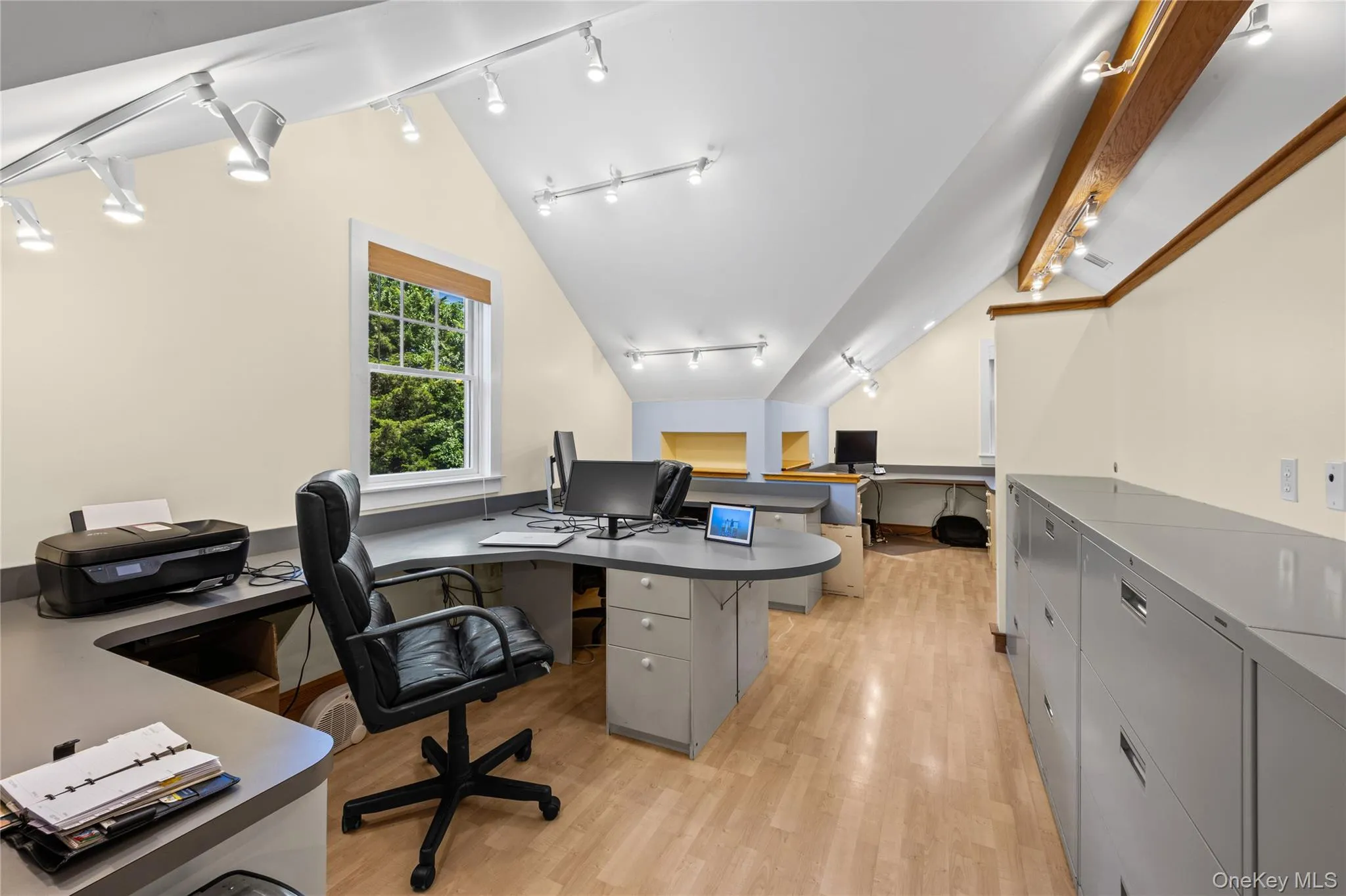 1492 Skunk Lane, Southold, NY, 4 Bedrooms Bedrooms, 14 Rooms Rooms,3 BathroomsBathrooms,Residential,For Rent,Skunk,0,1028997 1492 Skunk Lane, Southold, NY, 4 Bedrooms Bedrooms, 14 Rooms Rooms,3 BathroomsBathrooms,Residential,For Rent,Skunk,0,1028997