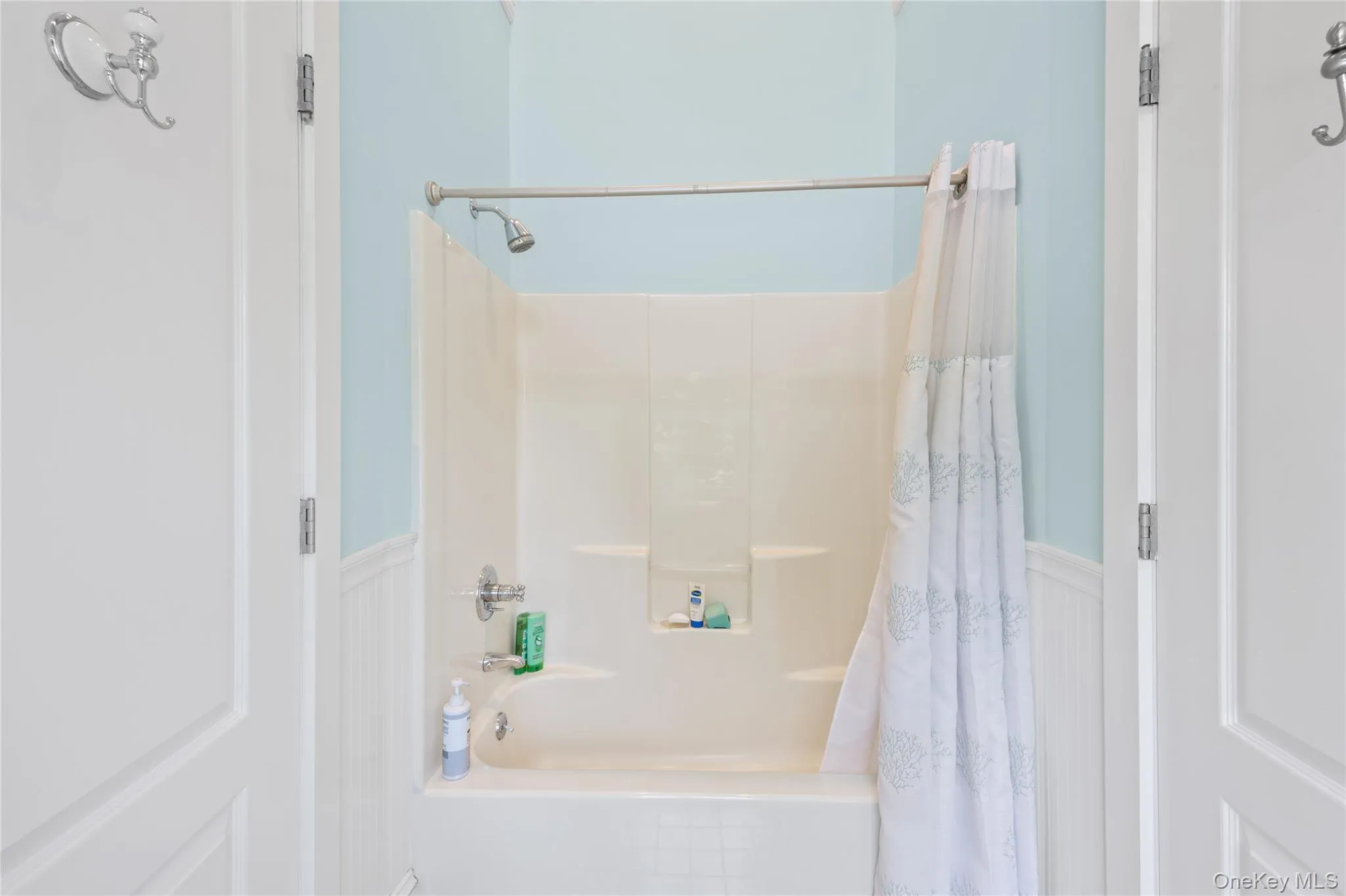 1492 Skunk Lane, Southold, NY, 4 Bedrooms Bedrooms, 14 Rooms Rooms,3 BathroomsBathrooms,Residential,For Rent,Skunk,0,1028997 1492 Skunk Lane, Southold, NY, 4 Bedrooms Bedrooms, 14 Rooms Rooms,3 BathroomsBathrooms,Residential,For Rent,Skunk,0,1028997