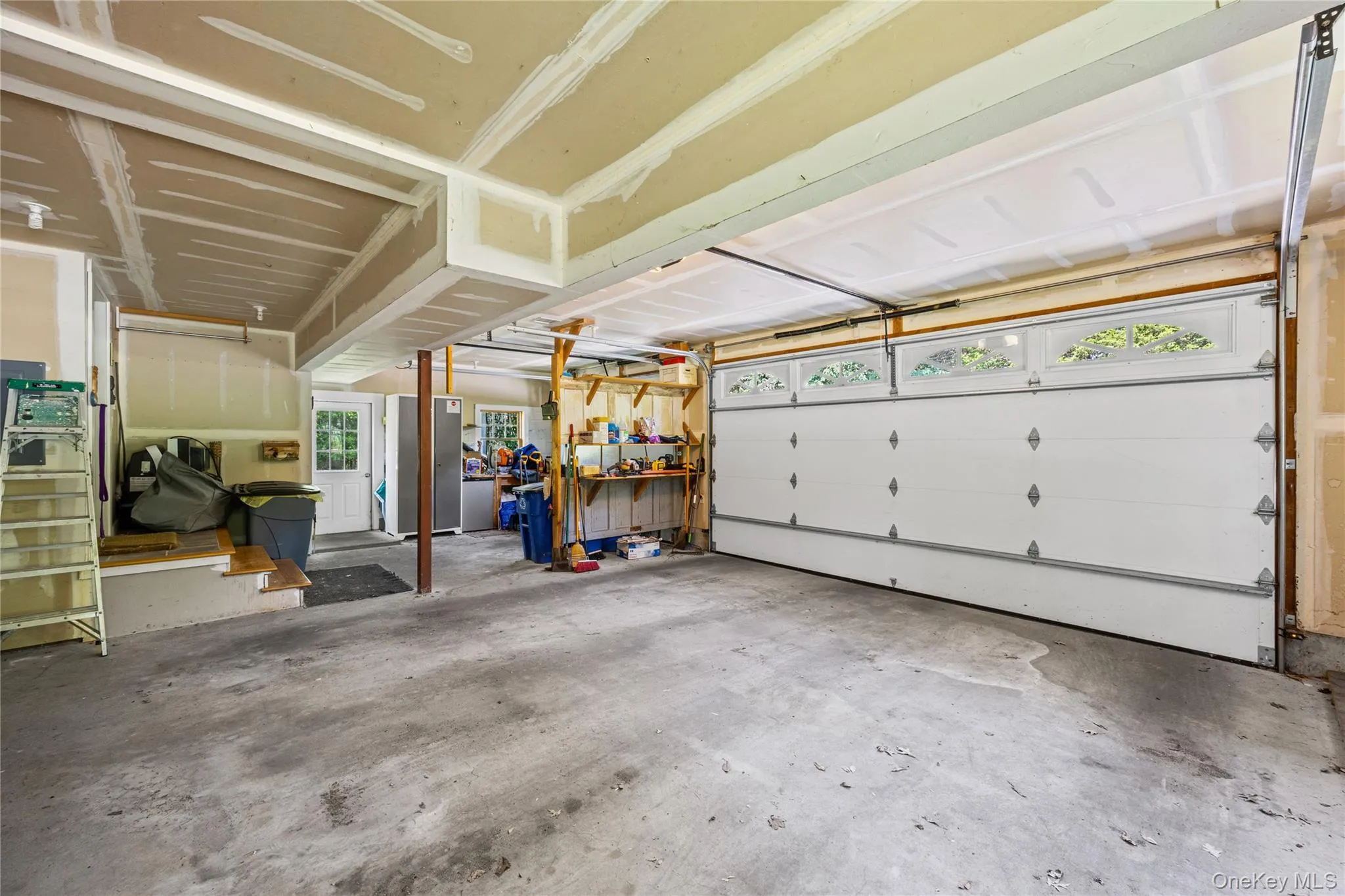 1492 Skunk Lane, Southold, NY, 4 Bedrooms Bedrooms, 14 Rooms Rooms,3 BathroomsBathrooms,Residential,For Rent,Skunk,0,1028997 1492 Skunk Lane, Southold, NY, 4 Bedrooms Bedrooms, 14 Rooms Rooms,3 BathroomsBathrooms,Residential,For Rent,Skunk,0,1028997