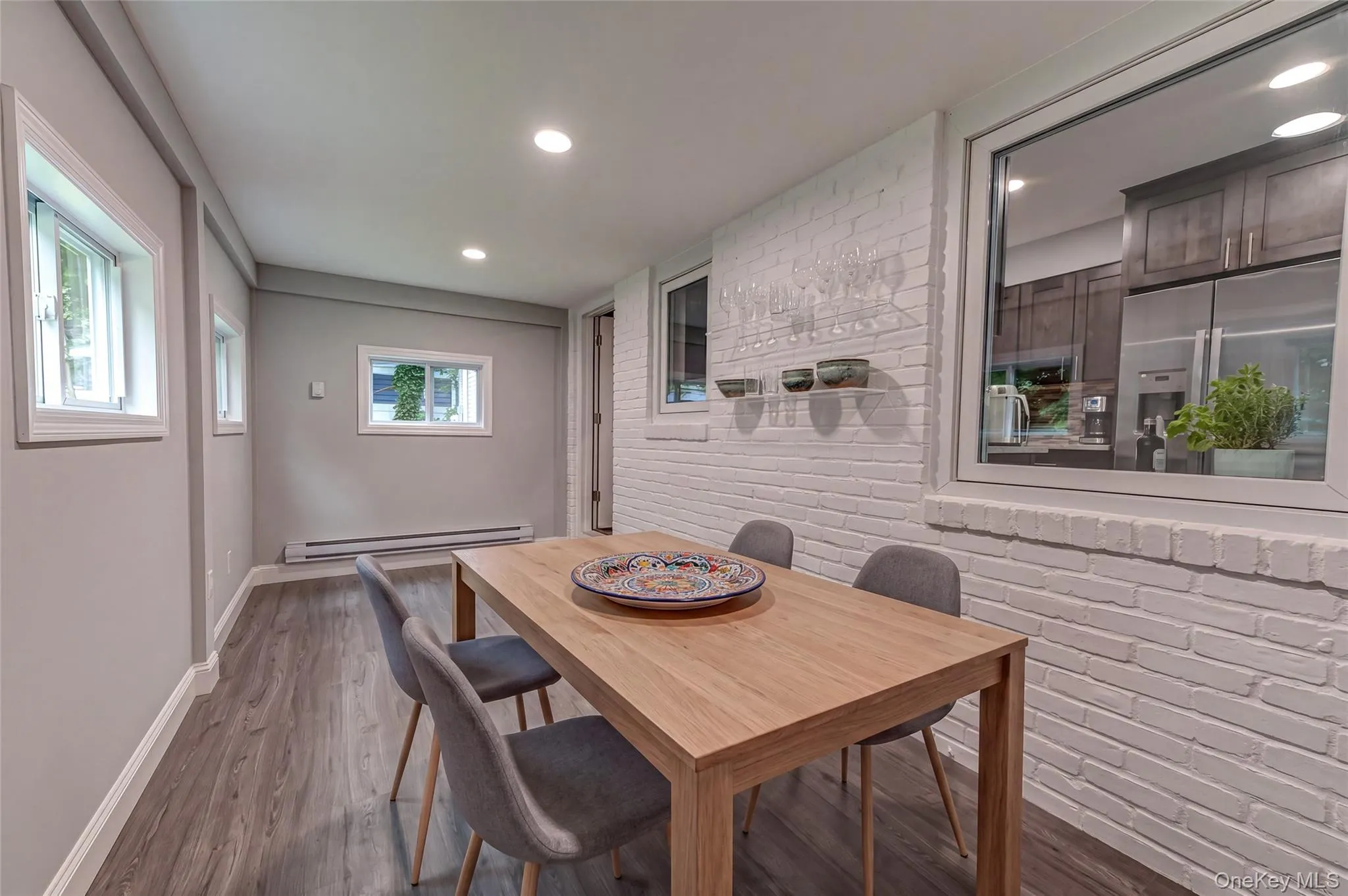 Staged Dining Staged Dining