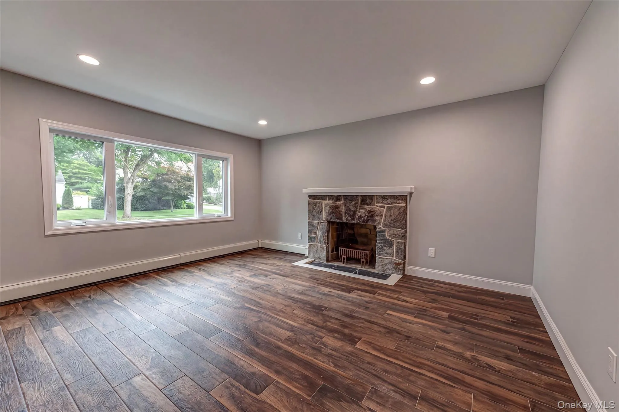 Large Living Room Large Living Room