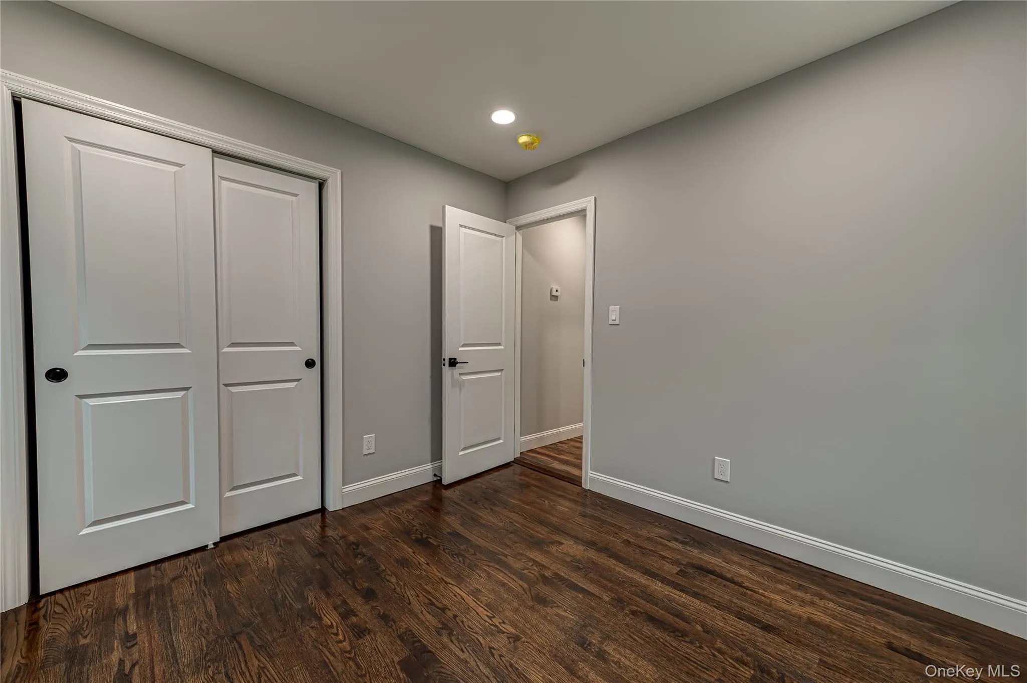 1st Floor Bedroom/Office 1st Floor Bedroom/Office