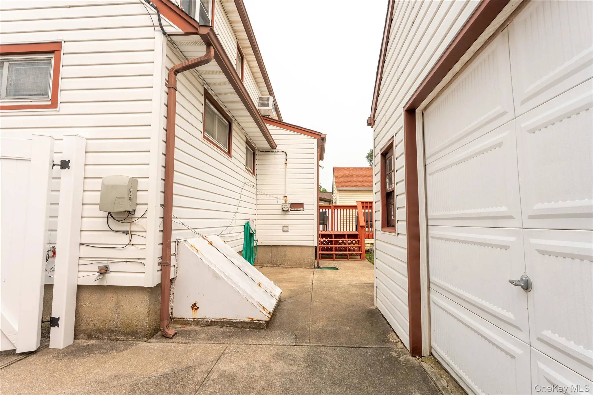 81 Montgomery Avenue, Hempstead, NY, 4 Bedrooms Bedrooms, 9 Rooms Rooms,2 BathroomsBathrooms,Residential,For Rent,Montgomery,0,1029003 81 Montgomery Avenue, Hempstead, NY, 4 Bedrooms Bedrooms, 9 Rooms Rooms,2 BathroomsBathrooms,Residential,For Rent,Montgomery,0,1029003