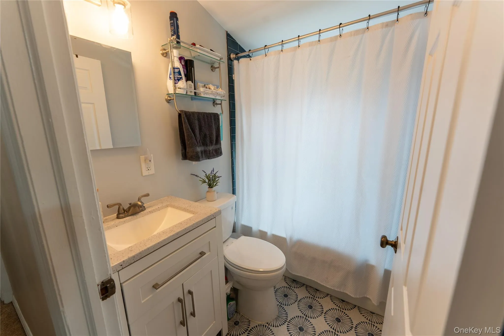 81 Montgomery Avenue, Hempstead, NY, 4 Bedrooms Bedrooms, 9 Rooms Rooms,2 BathroomsBathrooms,Residential,For Rent,Montgomery,0,1029003 81 Montgomery Avenue, Hempstead, NY, 4 Bedrooms Bedrooms, 9 Rooms Rooms,2 BathroomsBathrooms,Residential,For Rent,Montgomery,0,1029003