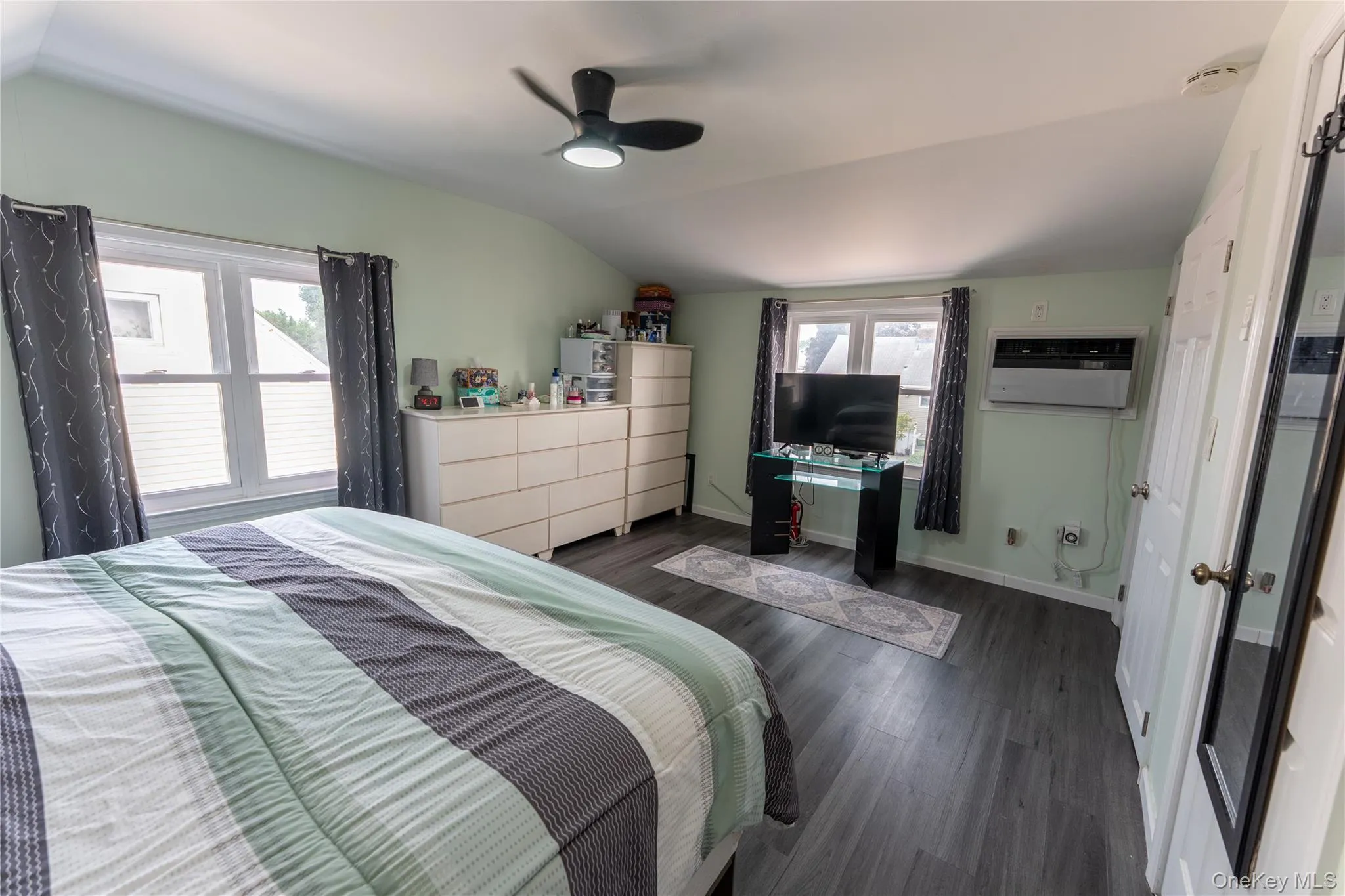 81 Montgomery Avenue, Hempstead, NY, 4 Bedrooms Bedrooms, 9 Rooms Rooms,2 BathroomsBathrooms,Residential,For Rent,Montgomery,0,1029003 81 Montgomery Avenue, Hempstead, NY, 4 Bedrooms Bedrooms, 9 Rooms Rooms,2 BathroomsBathrooms,Residential,For Rent,Montgomery,0,1029003