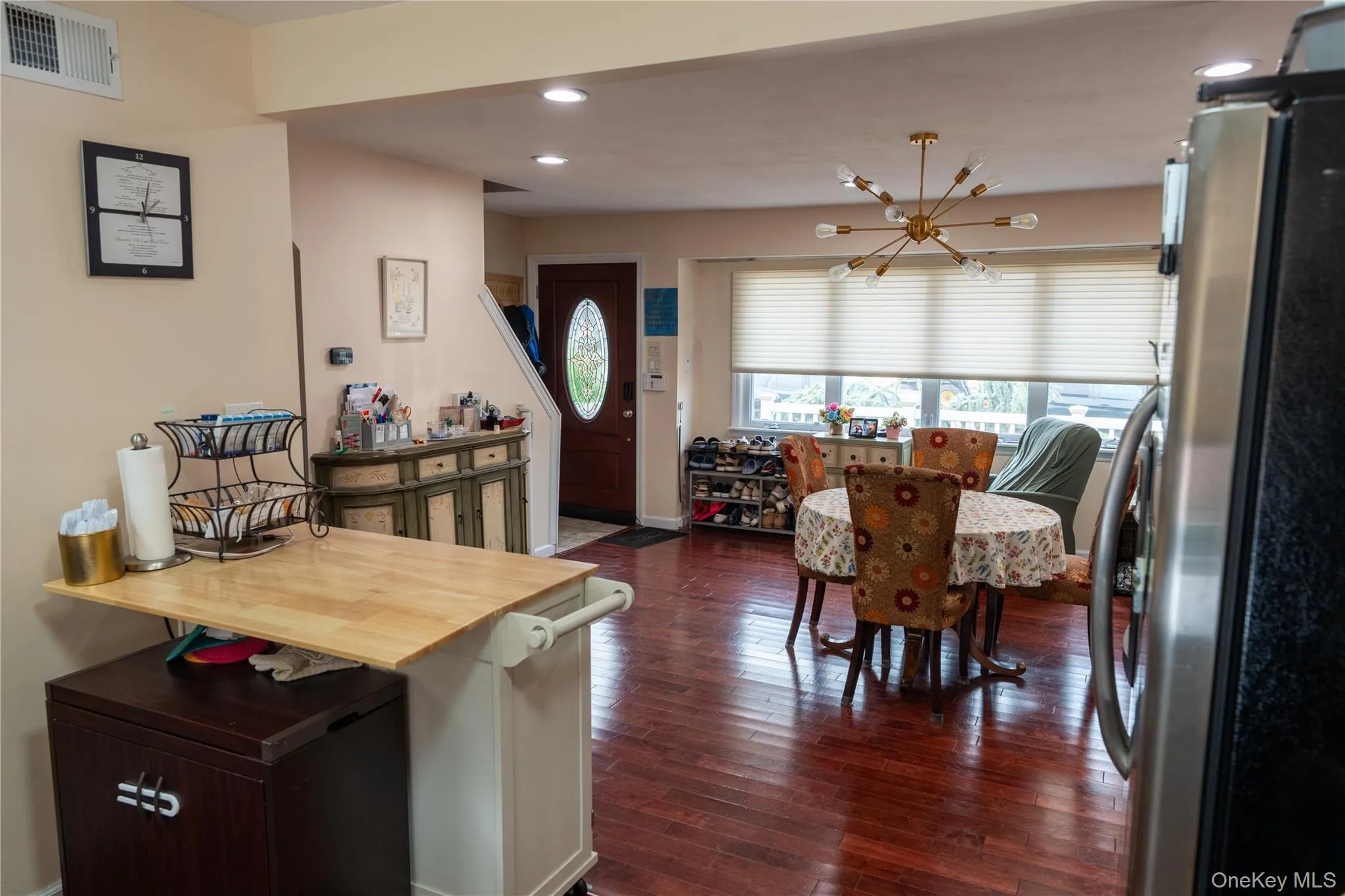 81 Montgomery Avenue, Hempstead, NY, 4 Bedrooms Bedrooms, 9 Rooms Rooms,2 BathroomsBathrooms,Residential,For Rent,Montgomery,0,1029003 81 Montgomery Avenue, Hempstead, NY, 4 Bedrooms Bedrooms, 9 Rooms Rooms,2 BathroomsBathrooms,Residential,For Rent,Montgomery,0,1029003