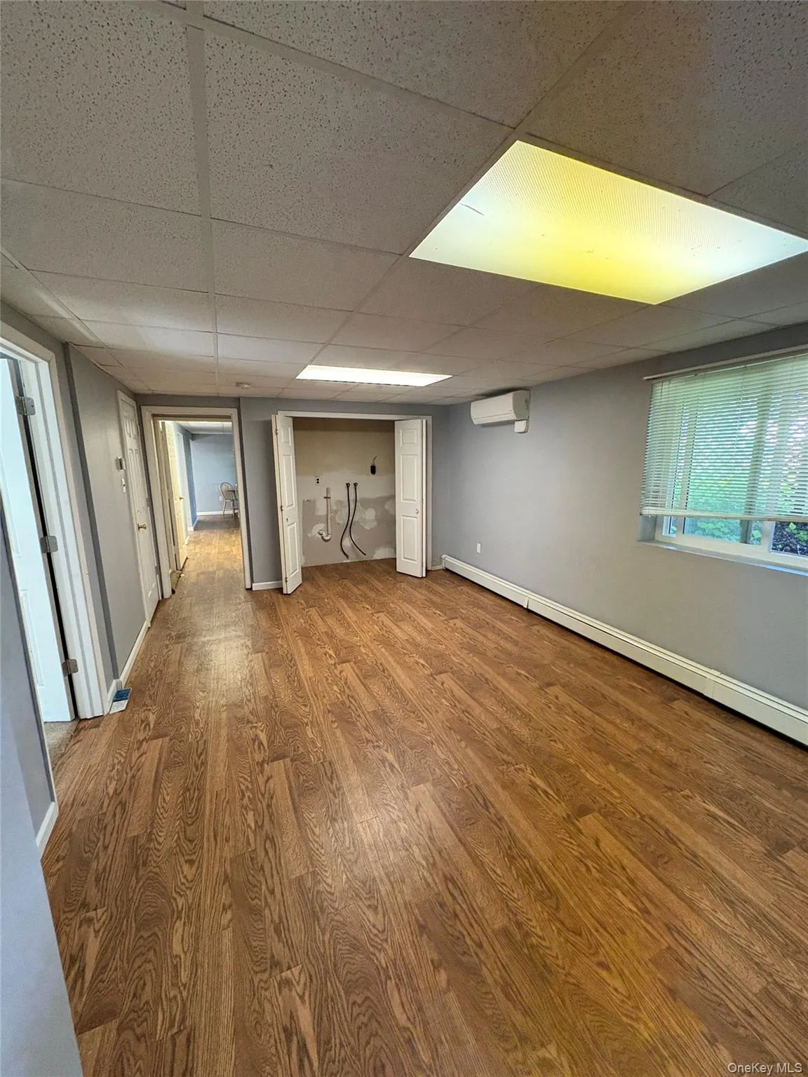 6 Wadsworth Avenue, Brookhaven, NY, 1 Bedroom Bedrooms, 5 Rooms Rooms,1 BathroomBathrooms,Residential Lease,For Rent,Wadsworth,0,1029005 6 Wadsworth Avenue, Brookhaven, NY, 1 Bedroom Bedrooms, 5 Rooms Rooms,1 BathroomBathrooms,Residential Lease,For Rent,Wadsworth,0,1029005