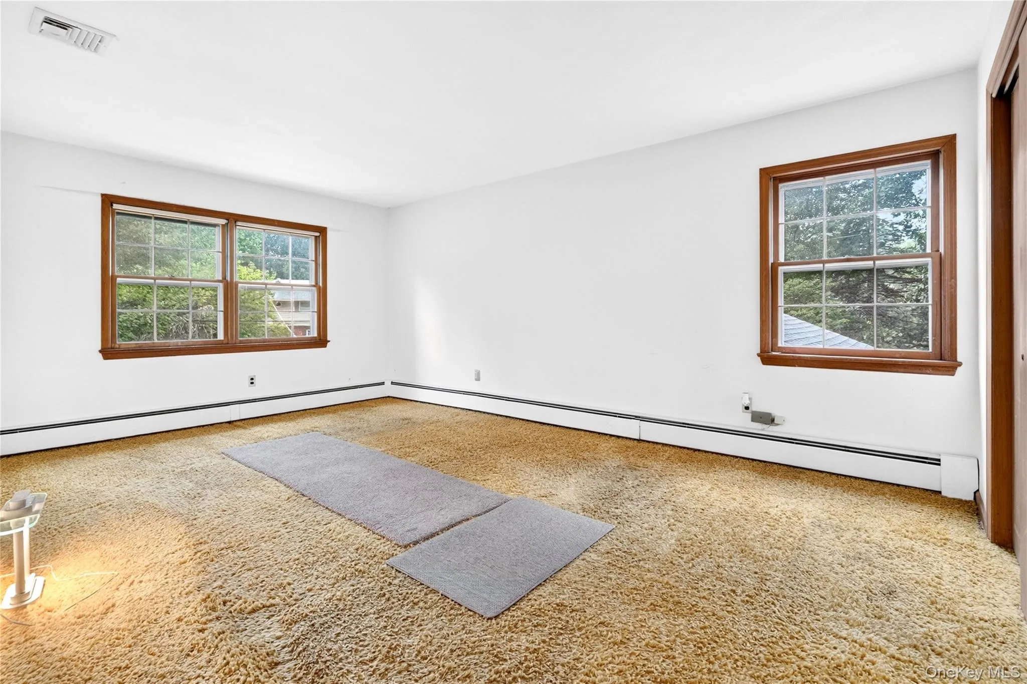 Hardwood floors under the carpet Hardwood floors under the carpet
