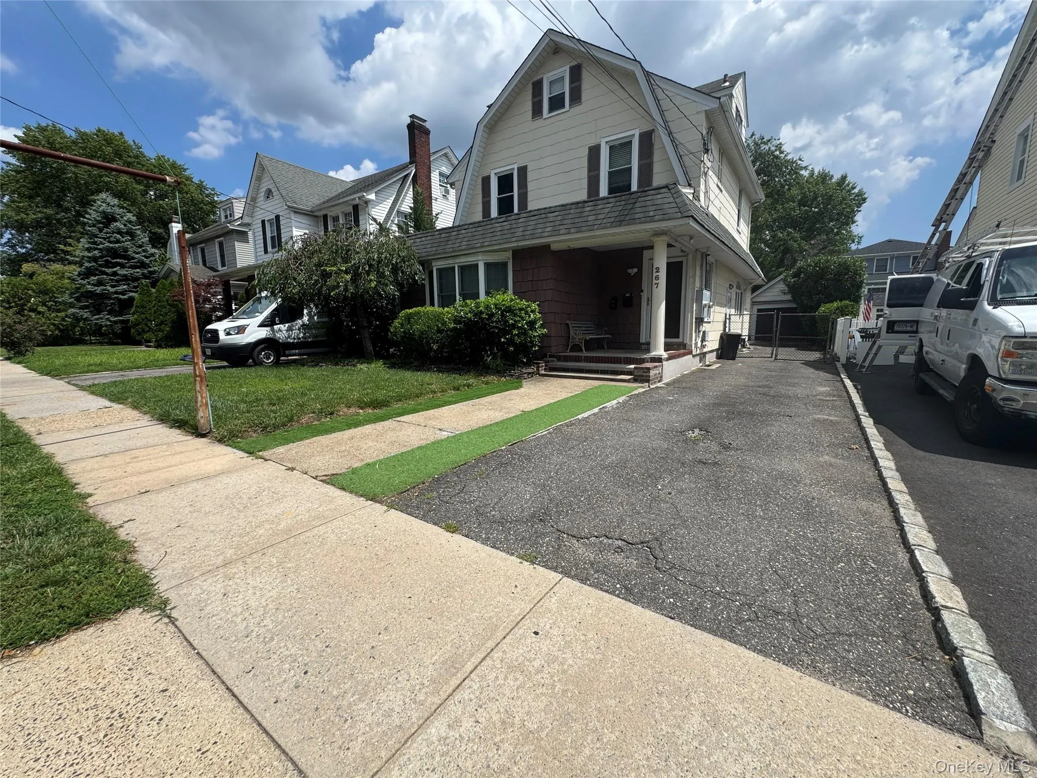 267 Plainfield Avenue, Hempstead, NY, 2 Bedrooms Bedrooms, 4 Rooms Rooms,1 BathroomBathrooms,Residential Lease,For Rent,Plainfield,0,1029008 267 Plainfield Avenue, Hempstead, NY, 2 Bedrooms Bedrooms, 4 Rooms Rooms,1 BathroomBathrooms,Residential Lease,For Rent,Plainfield,0,1029008