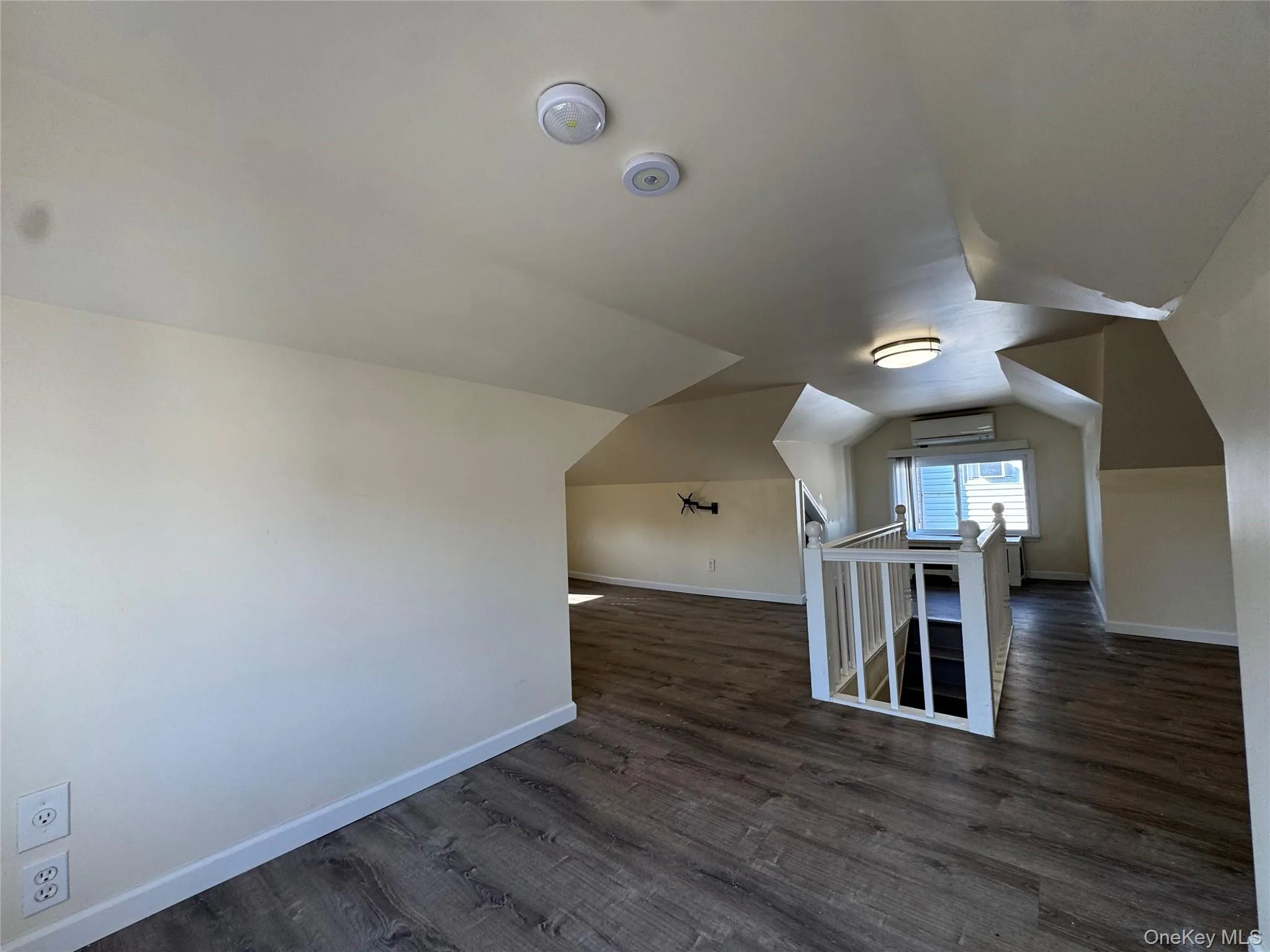 267 Plainfield Avenue, Hempstead, NY, 2 Bedrooms Bedrooms, 4 Rooms Rooms,1 BathroomBathrooms,Residential Lease,For Rent,Plainfield,0,1029008 267 Plainfield Avenue, Hempstead, NY, 2 Bedrooms Bedrooms, 4 Rooms Rooms,1 BathroomBathrooms,Residential Lease,For Rent,Plainfield,0,1029008