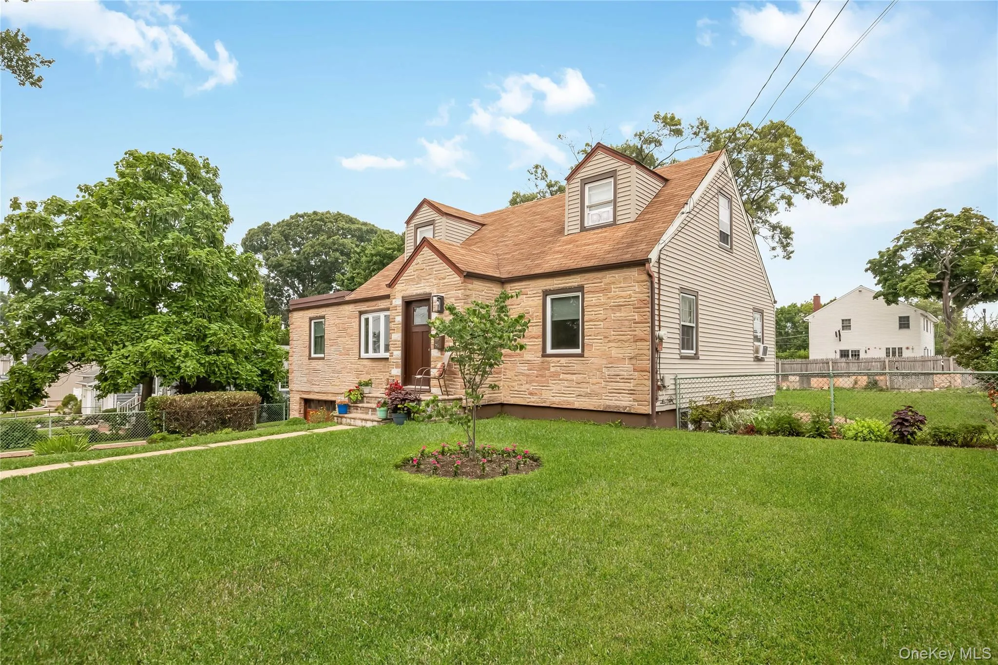 285 Starke Avenue, Hempstead, NY, 5 Bedrooms Bedrooms, 9 Rooms Rooms,2 BathroomsBathrooms,Residential,For Rent,Starke,0,1029010 285 Starke Avenue, Hempstead, NY, 5 Bedrooms Bedrooms, 9 Rooms Rooms,2 BathroomsBathrooms,Residential,For Rent,Starke,0,1029010