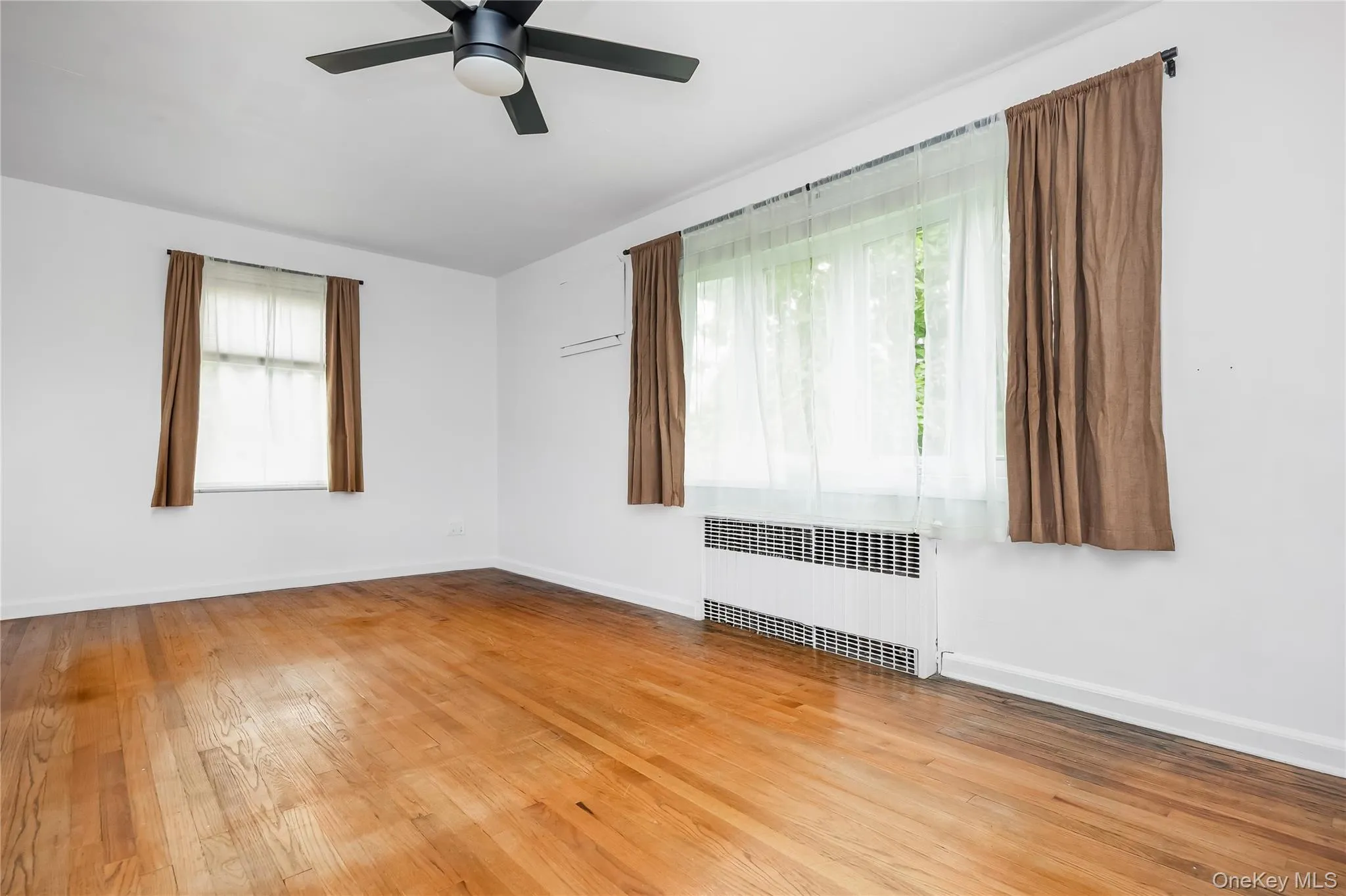 285 Starke Avenue, Hempstead, NY, 5 Bedrooms Bedrooms, 9 Rooms Rooms,2 BathroomsBathrooms,Residential,For Rent,Starke,0,1029010 285 Starke Avenue, Hempstead, NY, 5 Bedrooms Bedrooms, 9 Rooms Rooms,2 BathroomsBathrooms,Residential,For Rent,Starke,0,1029010