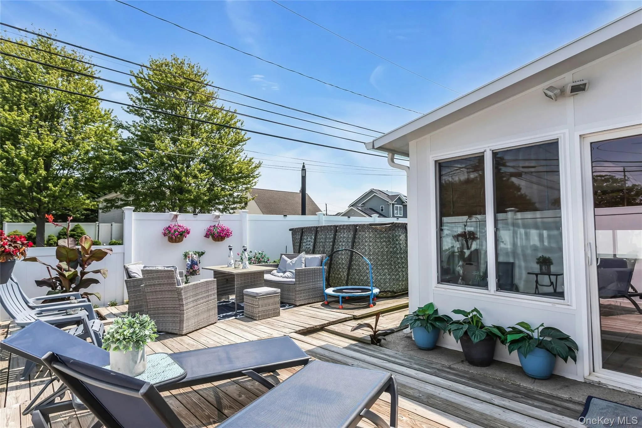 401 Beechmont Avenue, Babylon, NY, 4 Bedrooms Bedrooms, 8 Rooms Rooms,2 BathroomsBathrooms,Residential,For Rent,Beechmont,0,1029028 401 Beechmont Avenue, Babylon, NY, 4 Bedrooms Bedrooms, 8 Rooms Rooms,2 BathroomsBathrooms,Residential,For Rent,Beechmont,0,1029028
