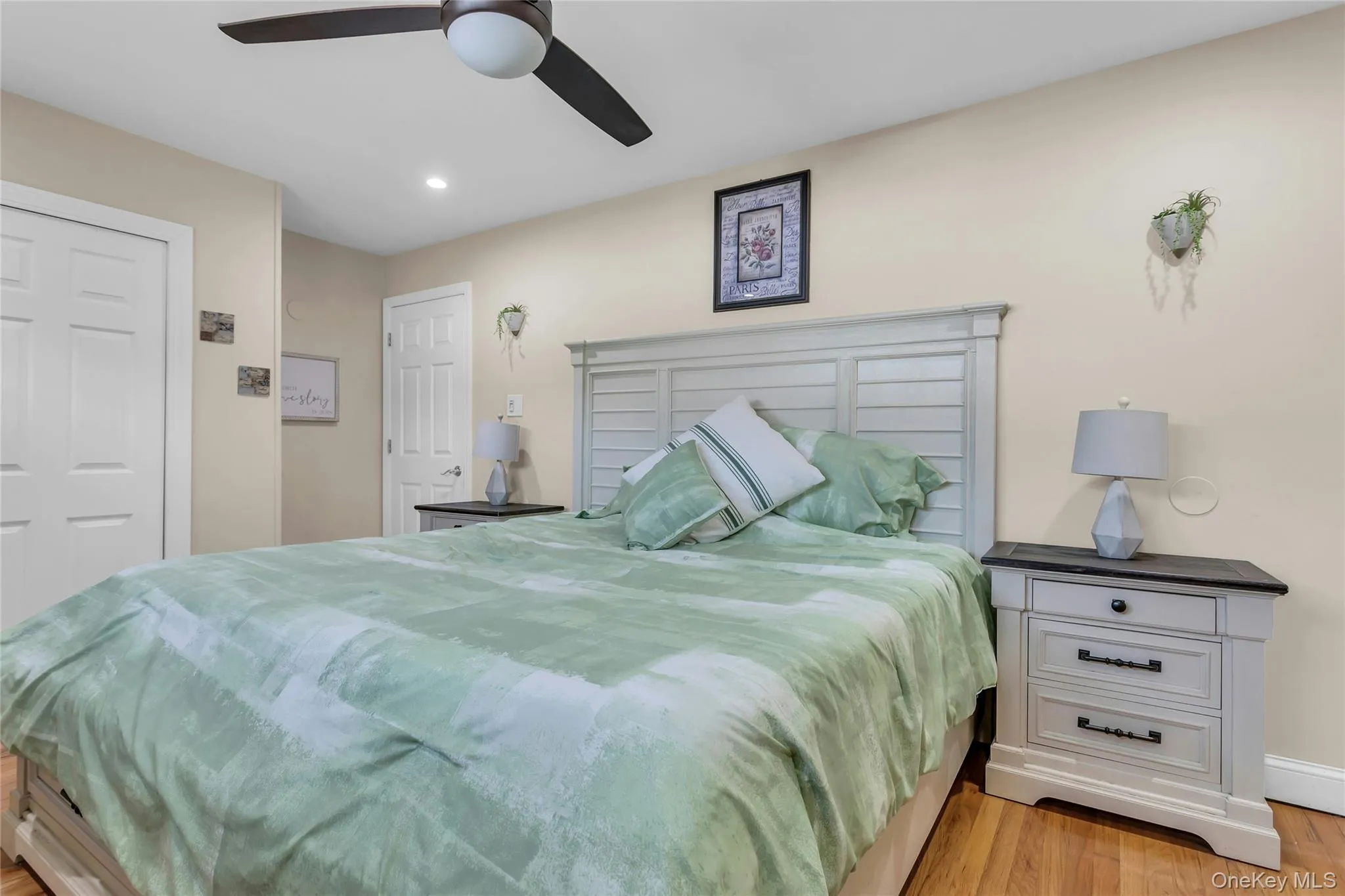 401 Beechmont Avenue, Babylon, NY, 4 Bedrooms Bedrooms, 8 Rooms Rooms,2 BathroomsBathrooms,Residential,For Rent,Beechmont,0,1029028 401 Beechmont Avenue, Babylon, NY, 4 Bedrooms Bedrooms, 8 Rooms Rooms,2 BathroomsBathrooms,Residential,For Rent,Beechmont,0,1029028