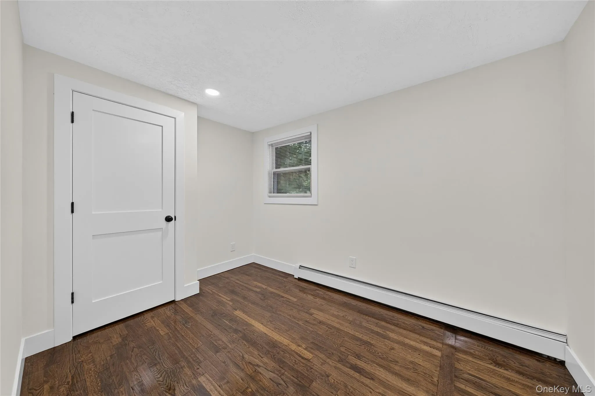 2202 Fire Avenue, Brookhaven, NY, 5 Bedrooms Bedrooms, 10 Rooms Rooms,4 BathroomsBathrooms,Residential,For Rent,Fire,0,1029029 2202 Fire Avenue, Brookhaven, NY, 5 Bedrooms Bedrooms, 10 Rooms Rooms,4 BathroomsBathrooms,Residential,For Rent,Fire,0,1029029