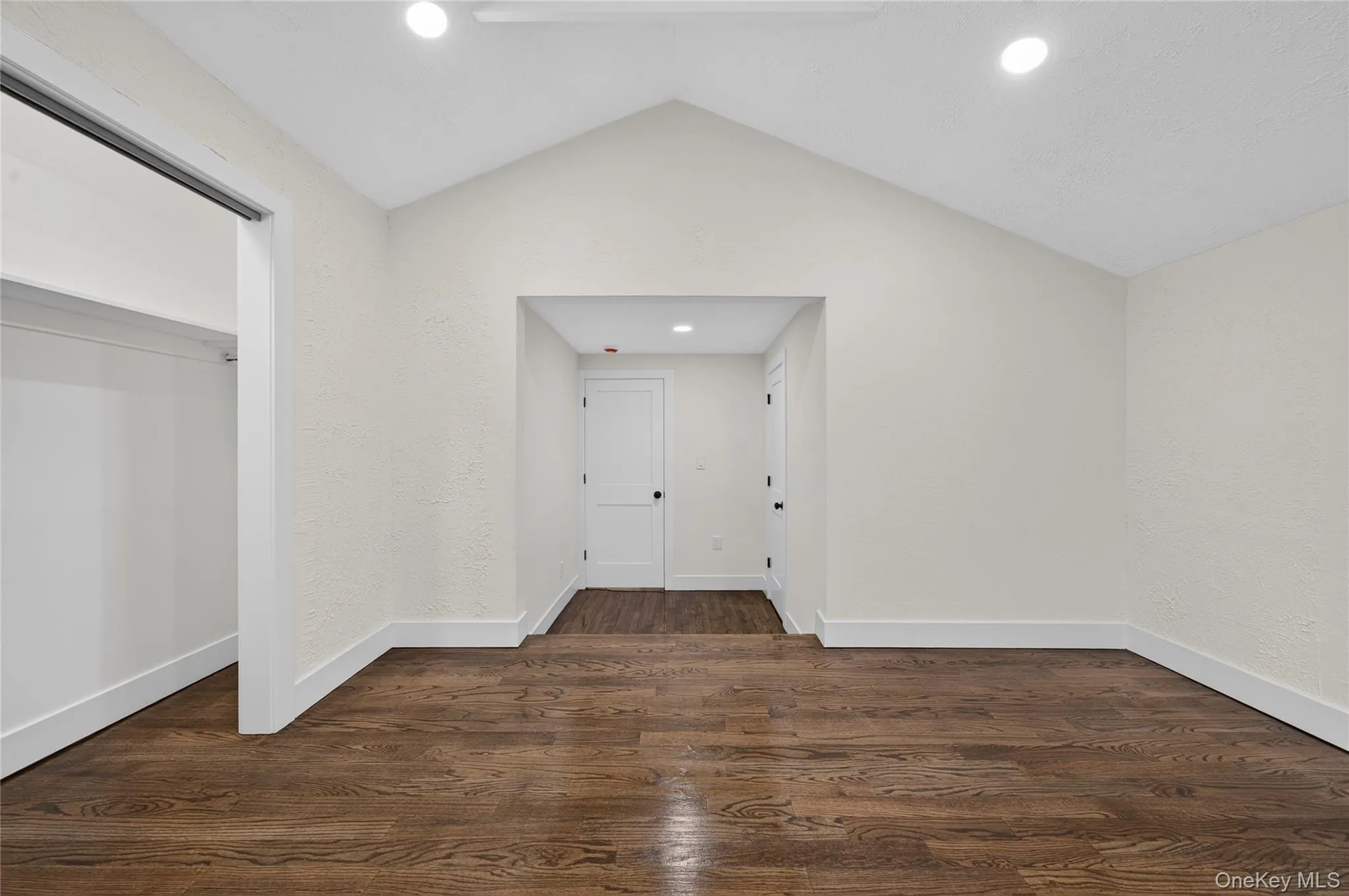 2202 Fire Avenue, Brookhaven, NY, 5 Bedrooms Bedrooms, 10 Rooms Rooms,4 BathroomsBathrooms,Residential,For Rent,Fire,0,1029029 2202 Fire Avenue, Brookhaven, NY, 5 Bedrooms Bedrooms, 10 Rooms Rooms,4 BathroomsBathrooms,Residential,For Rent,Fire,0,1029029