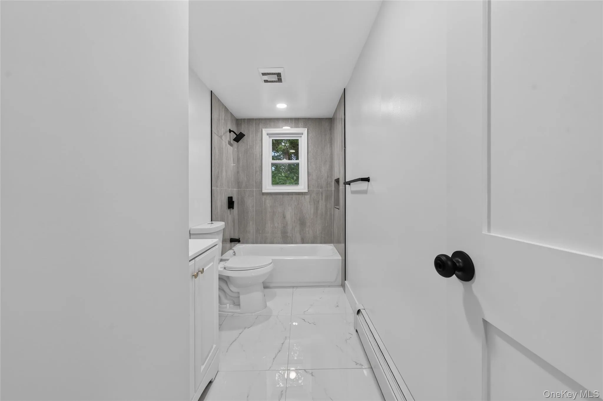 2202 Fire Avenue, Brookhaven, NY, 5 Bedrooms Bedrooms, 10 Rooms Rooms,4 BathroomsBathrooms,Residential,For Rent,Fire,0,1029029 2202 Fire Avenue, Brookhaven, NY, 5 Bedrooms Bedrooms, 10 Rooms Rooms,4 BathroomsBathrooms,Residential,For Rent,Fire,0,1029029