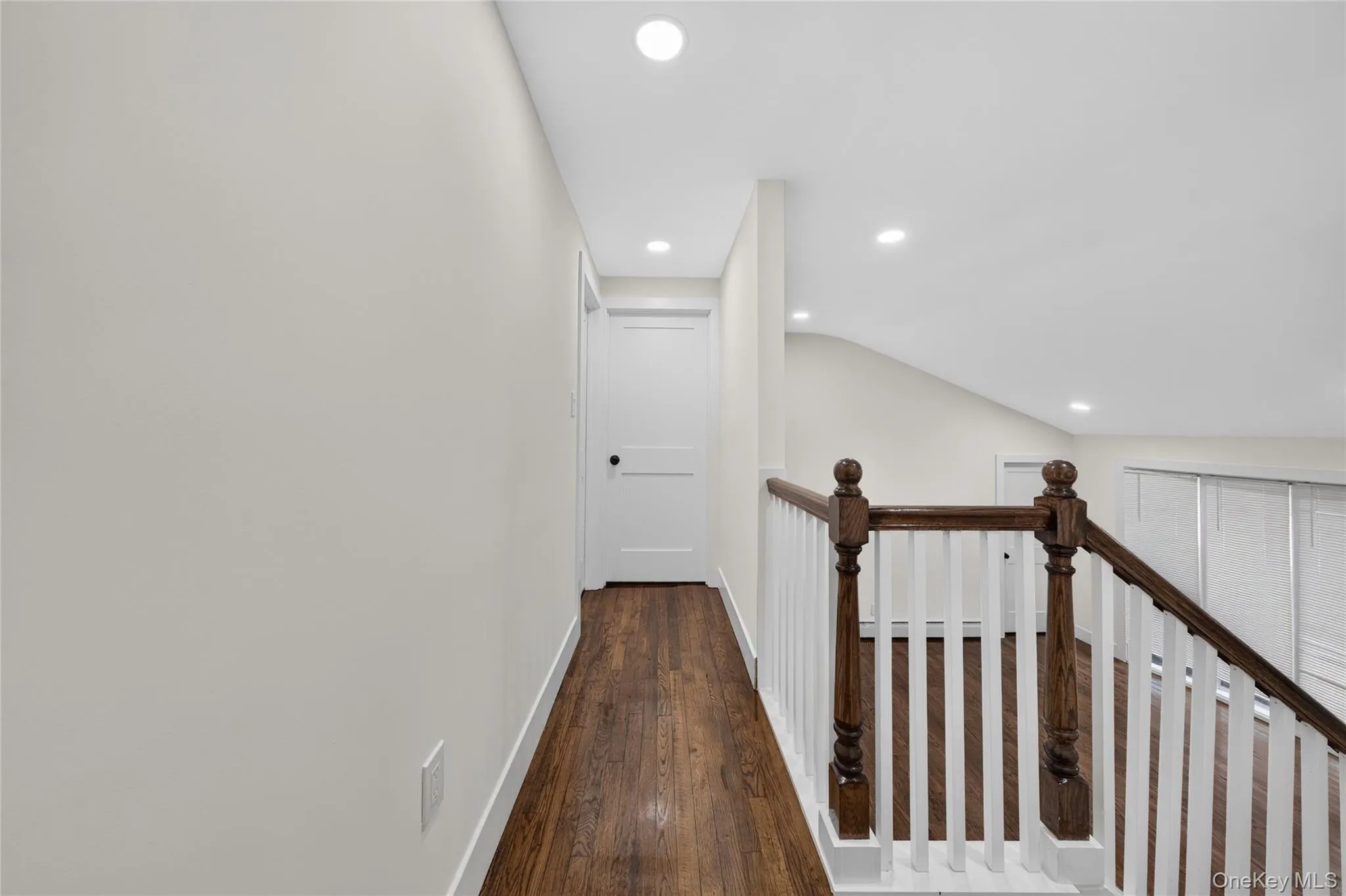 2202 Fire Avenue, Brookhaven, NY, 5 Bedrooms Bedrooms, 10 Rooms Rooms,4 BathroomsBathrooms,Residential,For Rent,Fire,0,1029029 2202 Fire Avenue, Brookhaven, NY, 5 Bedrooms Bedrooms, 10 Rooms Rooms,4 BathroomsBathrooms,Residential,For Rent,Fire,0,1029029