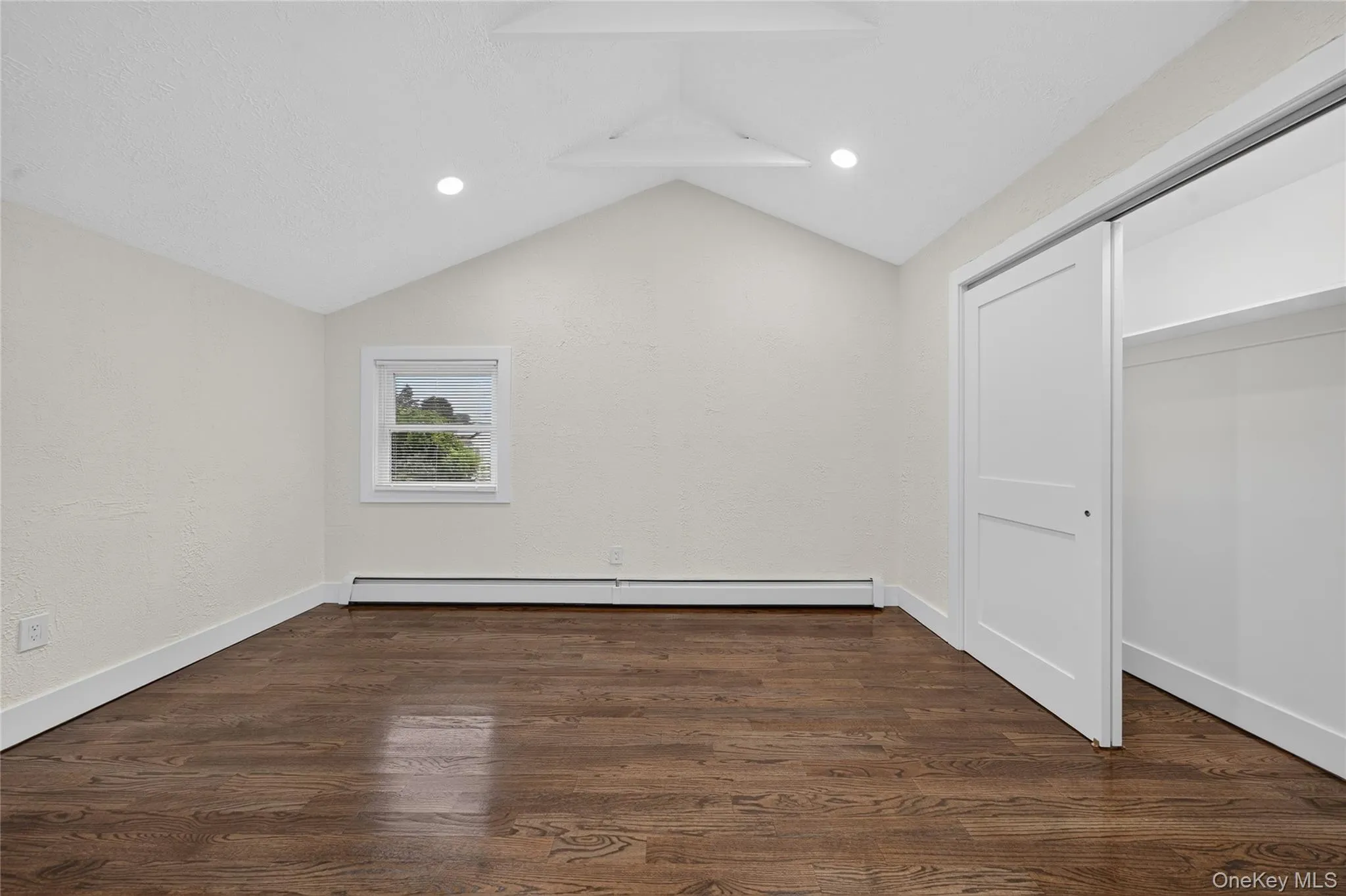 2202 Fire Avenue, Brookhaven, NY, 5 Bedrooms Bedrooms, 10 Rooms Rooms,4 BathroomsBathrooms,Residential,For Rent,Fire,0,1029029 2202 Fire Avenue, Brookhaven, NY, 5 Bedrooms Bedrooms, 10 Rooms Rooms,4 BathroomsBathrooms,Residential,For Rent,Fire,0,1029029
