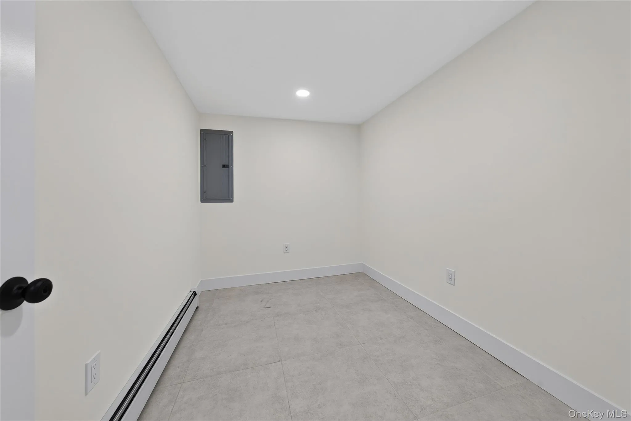 2202 Fire Avenue, Brookhaven, NY, 5 Bedrooms Bedrooms, 10 Rooms Rooms,4 BathroomsBathrooms,Residential,For Rent,Fire,0,1029029 2202 Fire Avenue, Brookhaven, NY, 5 Bedrooms Bedrooms, 10 Rooms Rooms,4 BathroomsBathrooms,Residential,For Rent,Fire,0,1029029