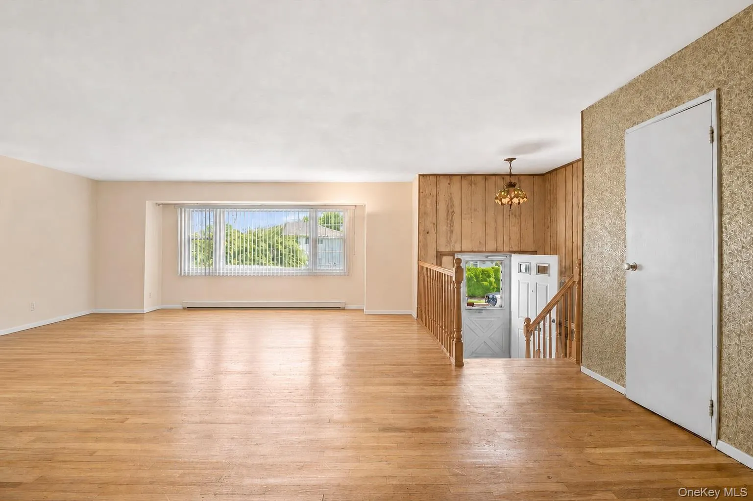 26 Acorn Lane, Oyster Bay, NY, 4 Bedrooms Bedrooms, 8 Rooms Rooms,2 BathroomsBathrooms,Residential,For Rent,Acorn,0,1029033 26 Acorn Lane, Oyster Bay, NY, 4 Bedrooms Bedrooms, 8 Rooms Rooms,2 BathroomsBathrooms,Residential,For Rent,Acorn,0,1029033