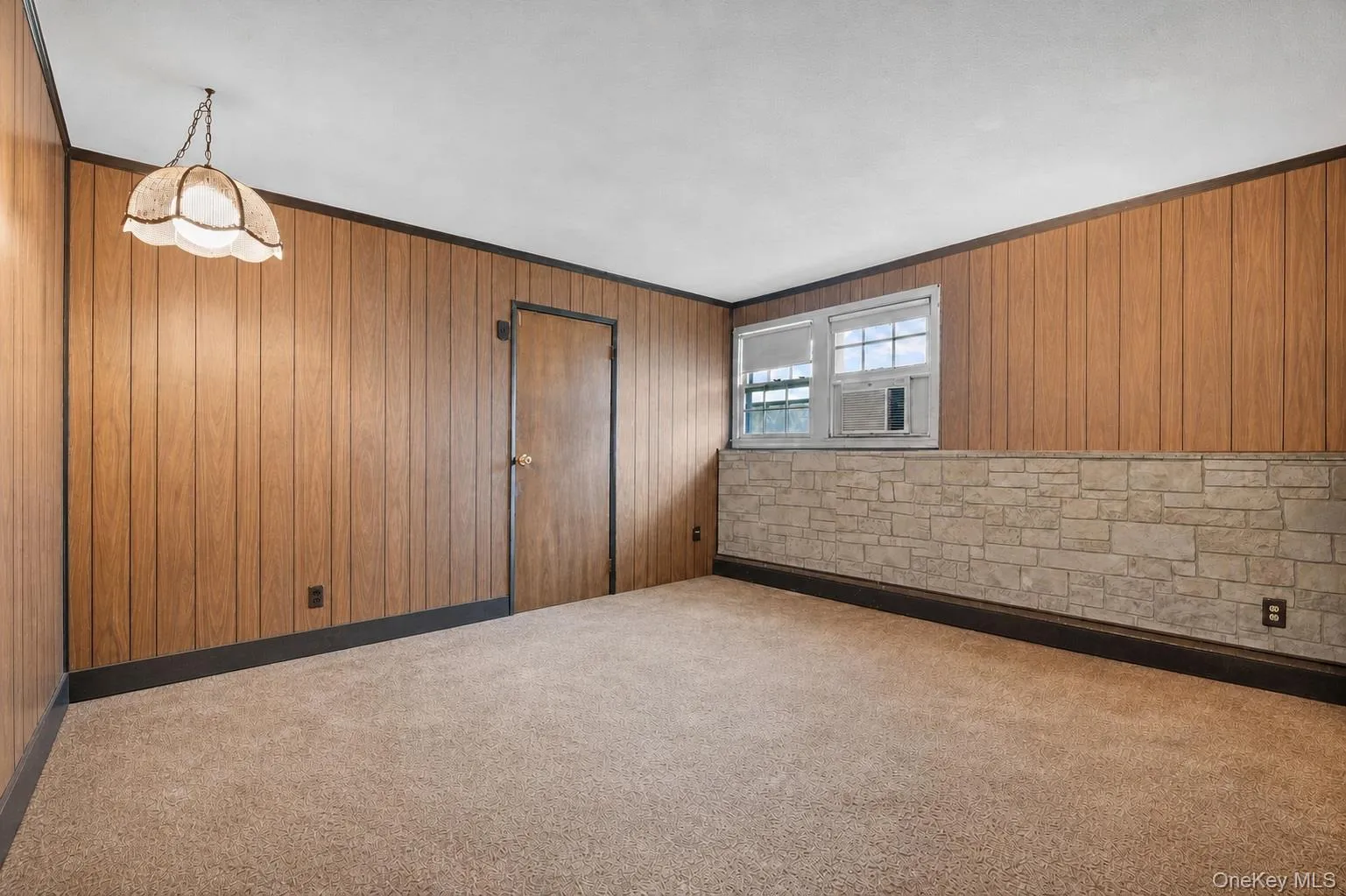 26 Acorn Lane, Oyster Bay, NY, 4 Bedrooms Bedrooms, 8 Rooms Rooms,2 BathroomsBathrooms,Residential,For Rent,Acorn,0,1029033 26 Acorn Lane, Oyster Bay, NY, 4 Bedrooms Bedrooms, 8 Rooms Rooms,2 BathroomsBathrooms,Residential,For Rent,Acorn,0,1029033