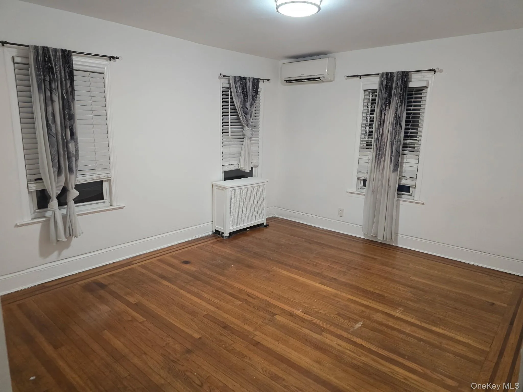267 Plainfield Avenue, Hempstead, NY, 2 Bedrooms Bedrooms, 4 Rooms Rooms,2 BathroomsBathrooms,Residential Lease,For Rent,Plainfield,0,1029034 267 Plainfield Avenue, Hempstead, NY, 2 Bedrooms Bedrooms, 4 Rooms Rooms,2 BathroomsBathrooms,Residential Lease,For Rent,Plainfield,0,1029034