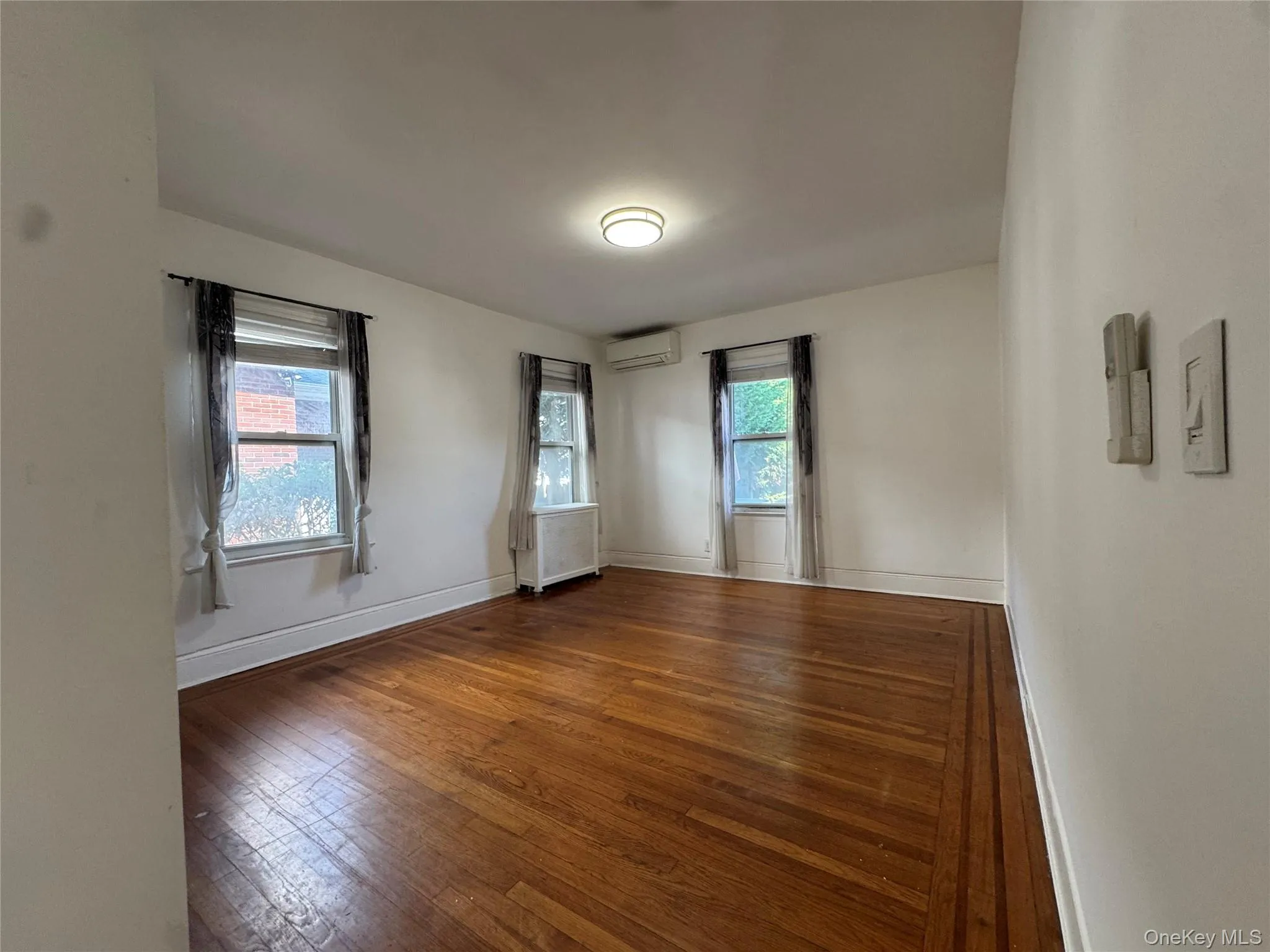 267 Plainfield Avenue, Hempstead, NY, 2 Bedrooms Bedrooms, 4 Rooms Rooms,2 BathroomsBathrooms,Residential Lease,For Rent,Plainfield,0,1029034 267 Plainfield Avenue, Hempstead, NY, 2 Bedrooms Bedrooms, 4 Rooms Rooms,2 BathroomsBathrooms,Residential Lease,For Rent,Plainfield,0,1029034