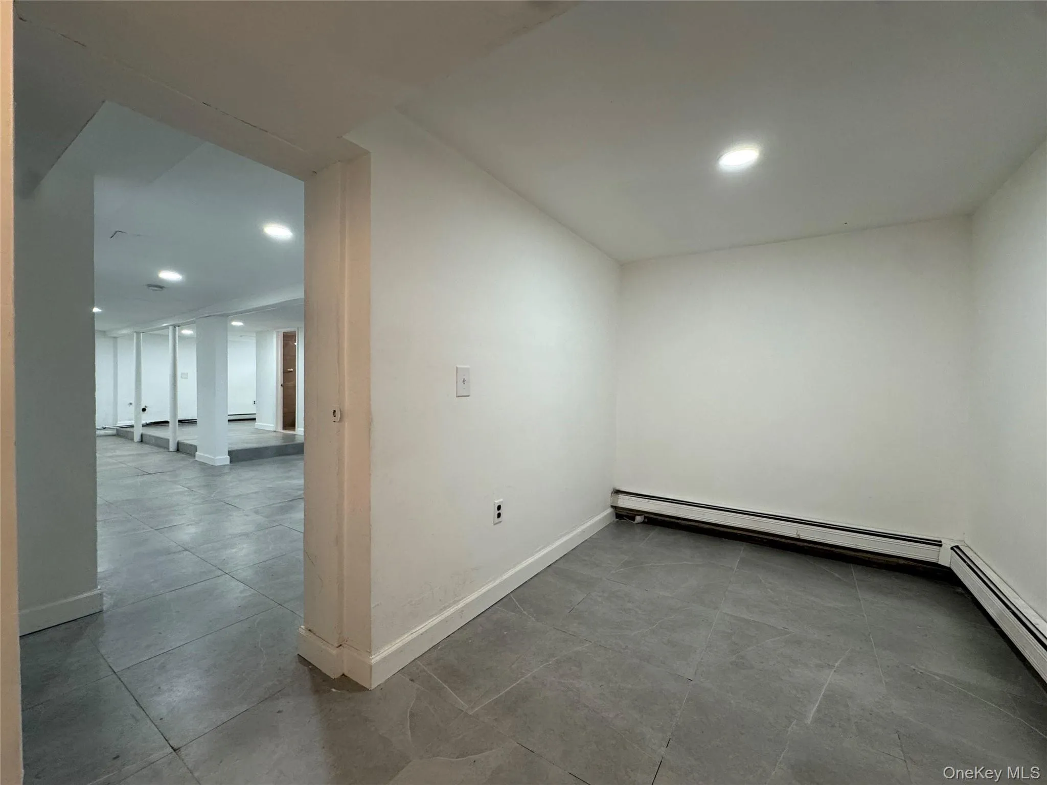 267 Plainfield Avenue, Hempstead, NY, 2 Bedrooms Bedrooms, 4 Rooms Rooms,2 BathroomsBathrooms,Residential Lease,For Rent,Plainfield,0,1029034 267 Plainfield Avenue, Hempstead, NY, 2 Bedrooms Bedrooms, 4 Rooms Rooms,2 BathroomsBathrooms,Residential Lease,For Rent,Plainfield,0,1029034