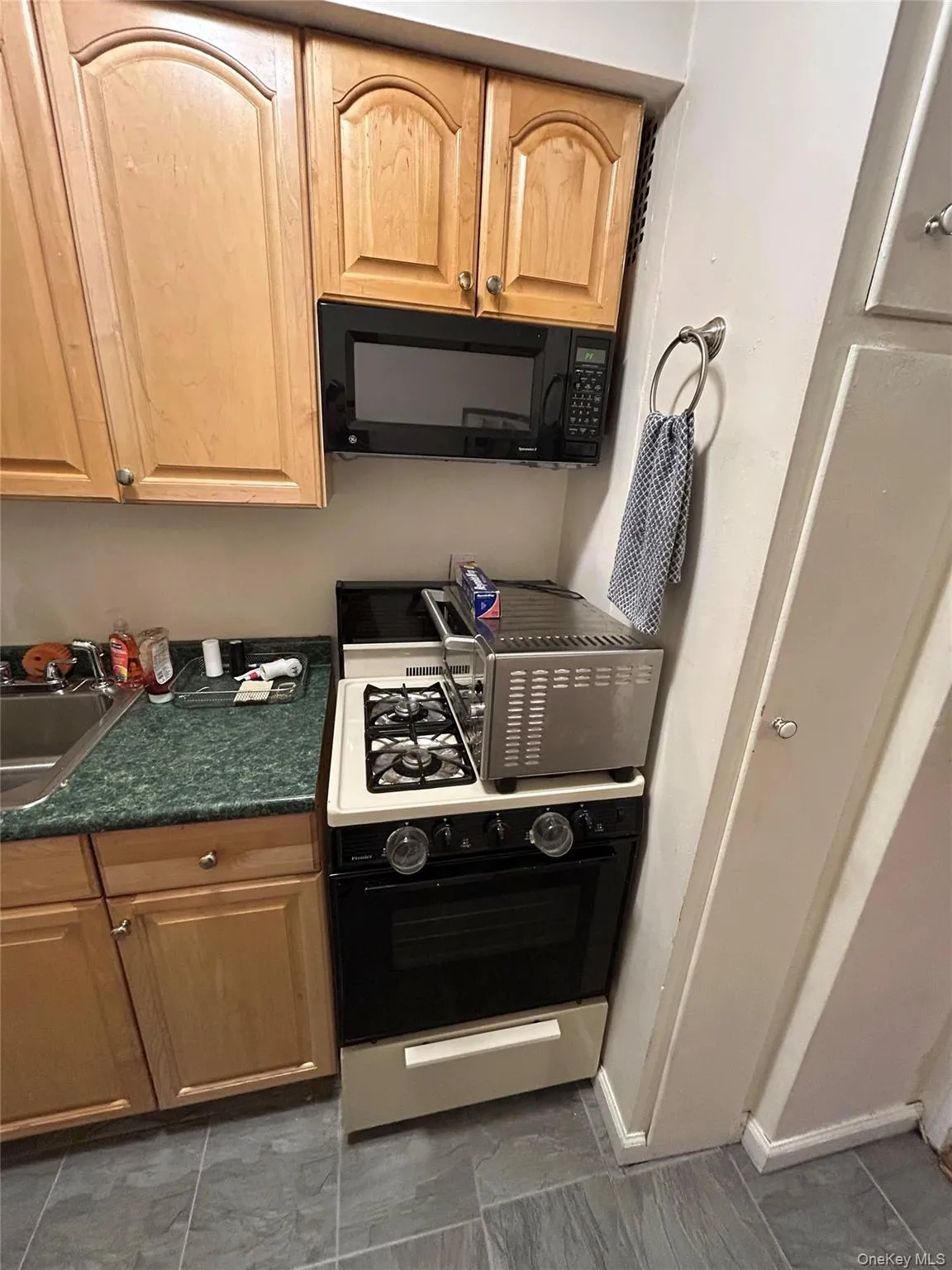 194 Smith Street, Hempstead, NY, 1 Bedroom Bedrooms, 3 Rooms Rooms,1 BathroomBathrooms,Residential,For Rent,Smith Street,0,1029037 194 Smith Street, Hempstead, NY, 1 Bedroom Bedrooms, 3 Rooms Rooms,1 BathroomBathrooms,Residential,For Rent,Smith Street,0,1029037