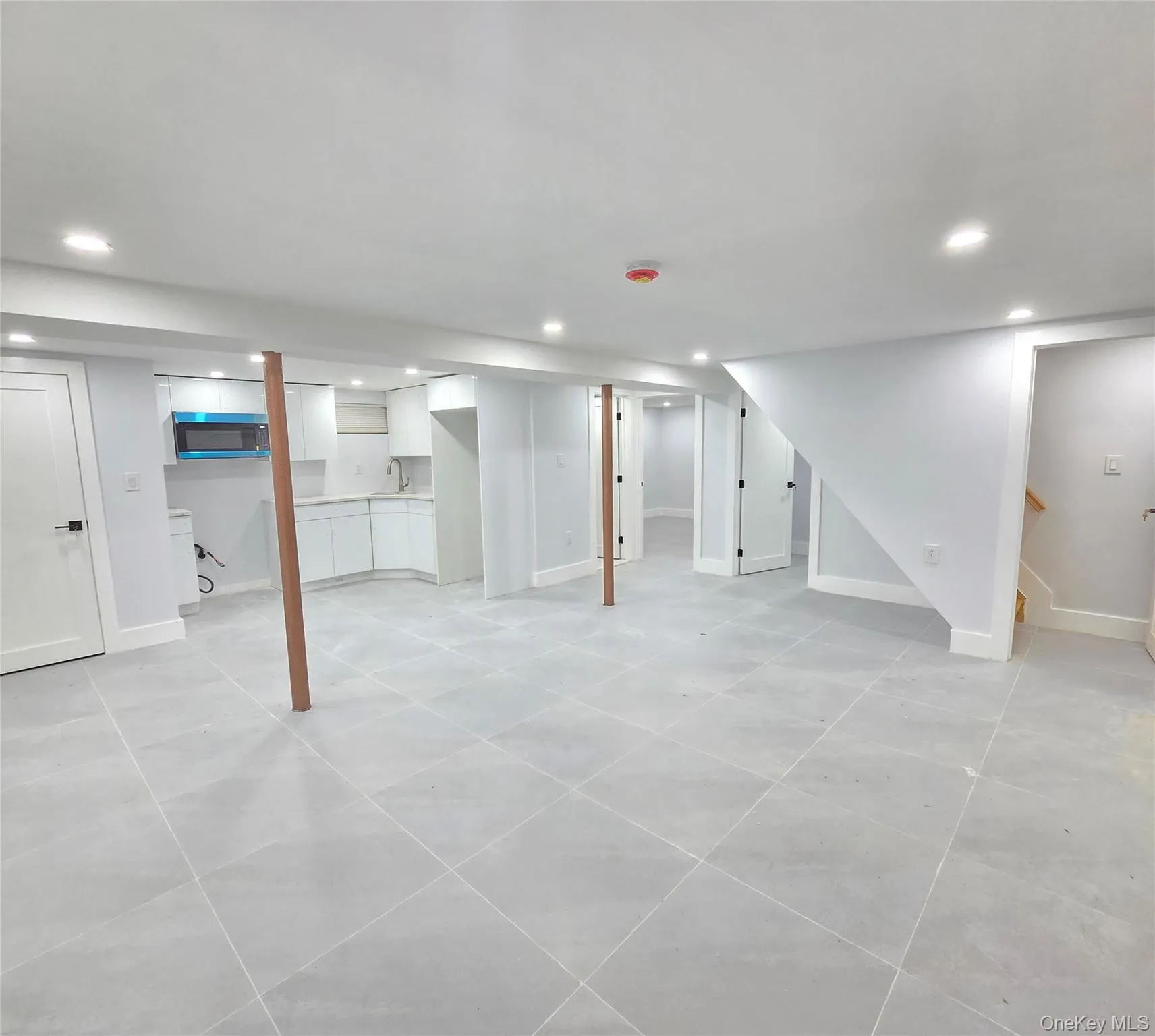 21624 132nd Avenue, New York, NY, 6 Bedrooms Bedrooms, 10 Rooms Rooms,3 BathroomsBathrooms,Residential,For Rent,132nd,0,1029038 21624 132nd Avenue, New York, NY, 6 Bedrooms Bedrooms, 10 Rooms Rooms,3 BathroomsBathrooms,Residential,For Rent,132nd,0,1029038