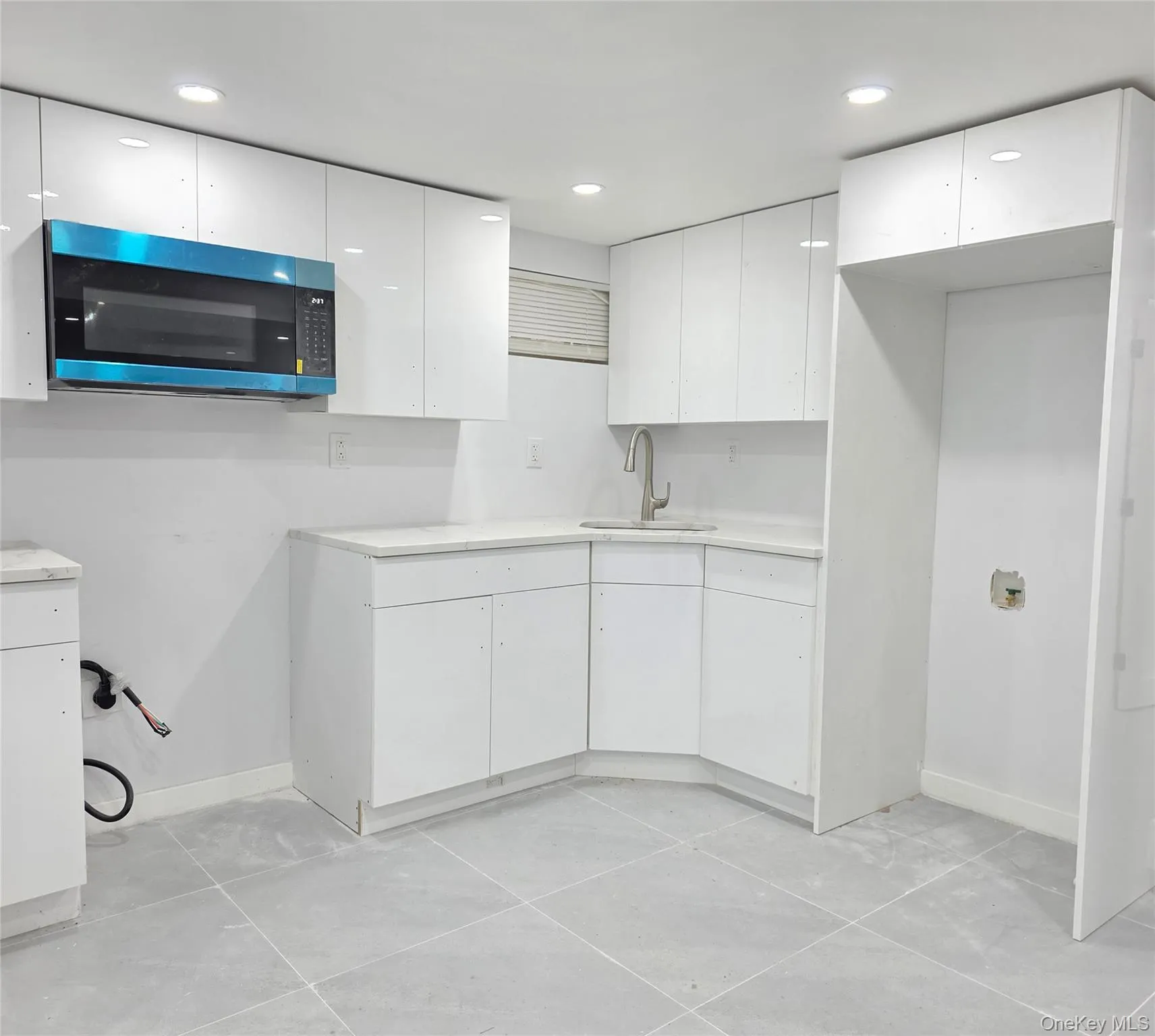 21624 132nd Avenue, New York, NY, 6 Bedrooms Bedrooms, 10 Rooms Rooms,3 BathroomsBathrooms,Residential,For Rent,132nd,0,1029038 21624 132nd Avenue, New York, NY, 6 Bedrooms Bedrooms, 10 Rooms Rooms,3 BathroomsBathrooms,Residential,For Rent,132nd,0,1029038