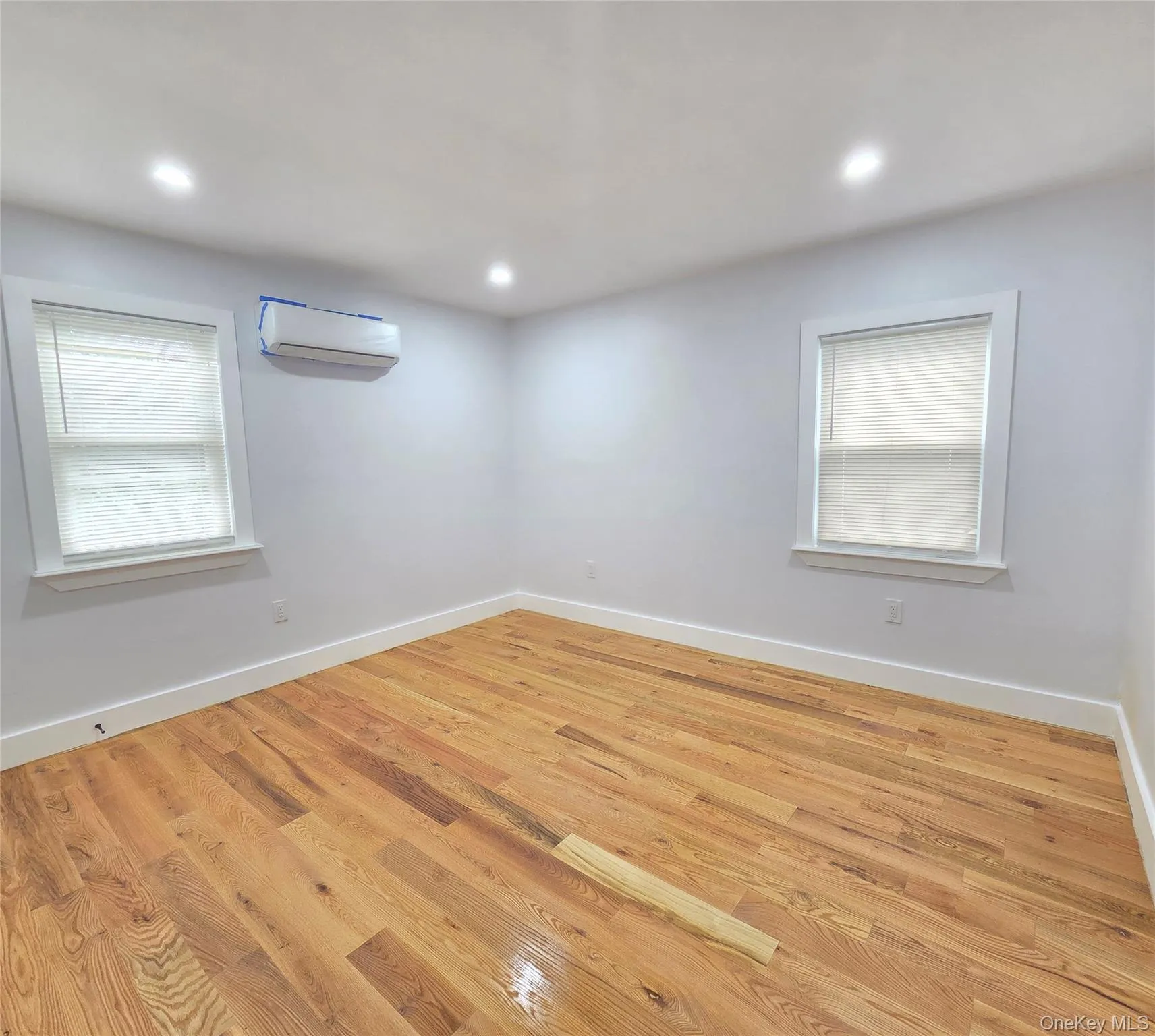 21624 132nd Avenue, New York, NY, 6 Bedrooms Bedrooms, 10 Rooms Rooms,3 BathroomsBathrooms,Residential,For Rent,132nd,0,1029038 21624 132nd Avenue, New York, NY, 6 Bedrooms Bedrooms, 10 Rooms Rooms,3 BathroomsBathrooms,Residential,For Rent,132nd,0,1029038