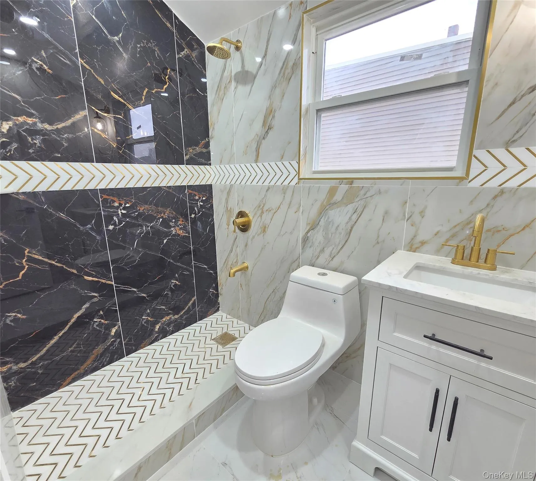 21624 132nd Avenue, New York, NY, 6 Bedrooms Bedrooms, 10 Rooms Rooms,3 BathroomsBathrooms,Residential,For Rent,132nd,0,1029038 21624 132nd Avenue, New York, NY, 6 Bedrooms Bedrooms, 10 Rooms Rooms,3 BathroomsBathrooms,Residential,For Rent,132nd,0,1029038