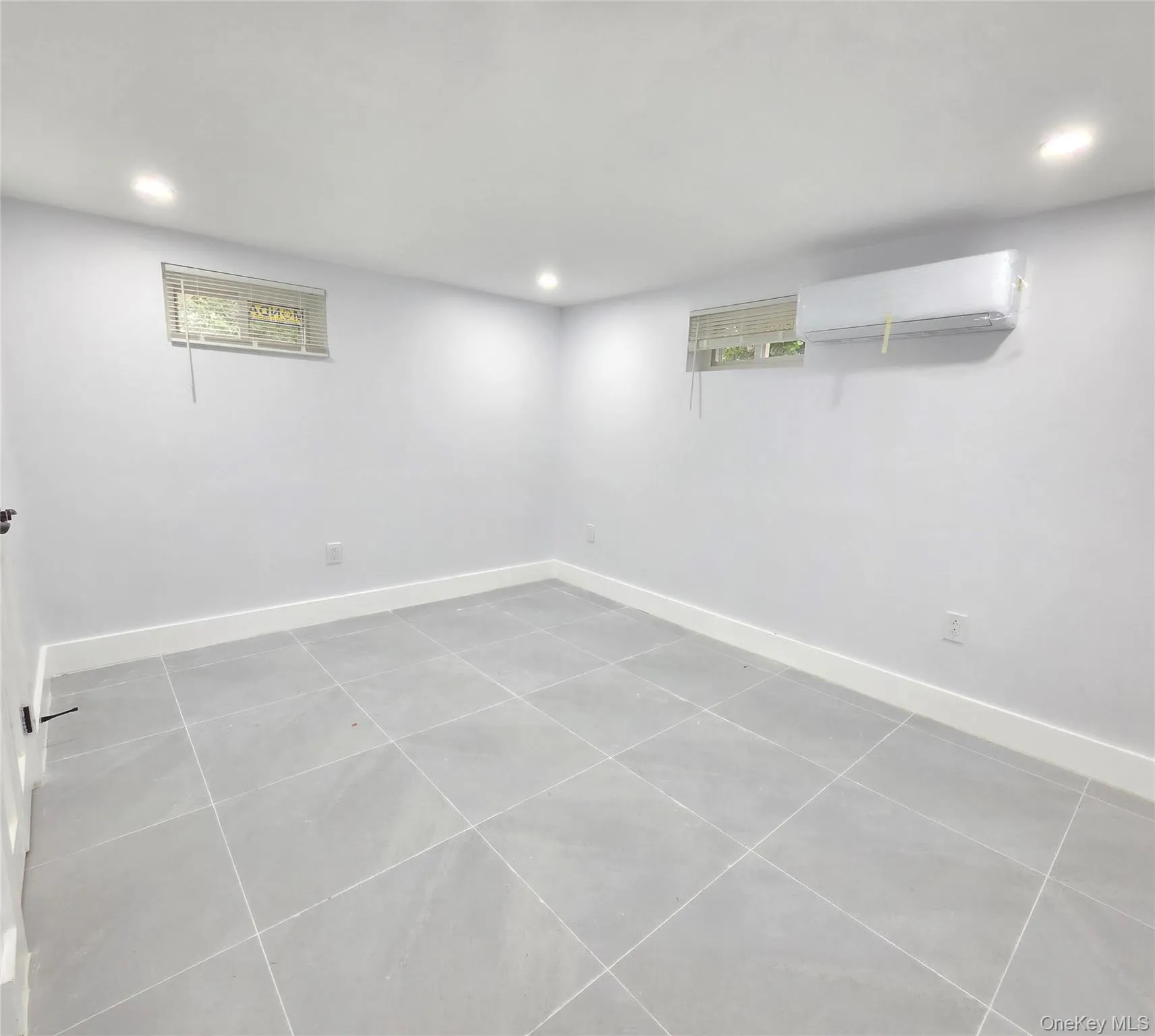 21624 132nd Avenue, New York, NY, 6 Bedrooms Bedrooms, 10 Rooms Rooms,3 BathroomsBathrooms,Residential,For Rent,132nd,0,1029038 21624 132nd Avenue, New York, NY, 6 Bedrooms Bedrooms, 10 Rooms Rooms,3 BathroomsBathrooms,Residential,For Rent,132nd,0,1029038