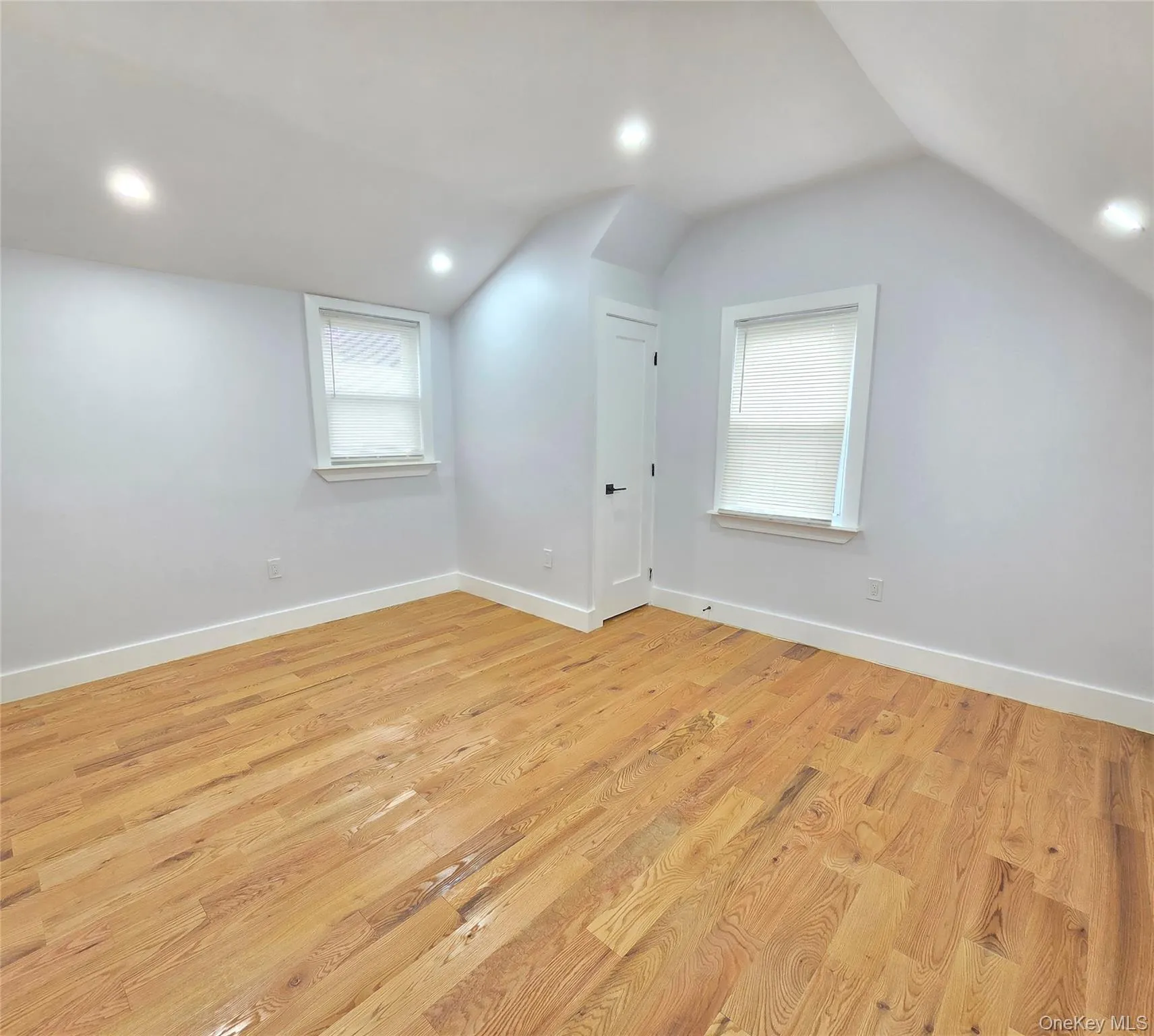 21624 132nd Avenue, New York, NY, 6 Bedrooms Bedrooms, 10 Rooms Rooms,3 BathroomsBathrooms,Residential,For Rent,132nd,0,1029038 21624 132nd Avenue, New York, NY, 6 Bedrooms Bedrooms, 10 Rooms Rooms,3 BathroomsBathrooms,Residential,For Rent,132nd,0,1029038