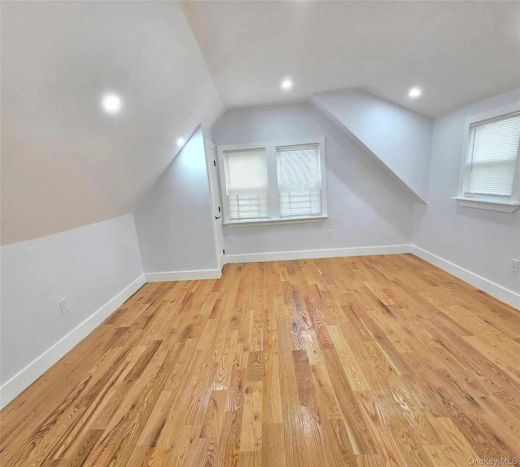 21624 132nd Avenue, New York, NY, 6 Bedrooms Bedrooms, 10 Rooms Rooms,3 BathroomsBathrooms,Residential,For Rent,132nd,0,1029038 21624 132nd Avenue, New York, NY, 6 Bedrooms Bedrooms, 10 Rooms Rooms,3 BathroomsBathrooms,Residential,For Rent,132nd,0,1029038