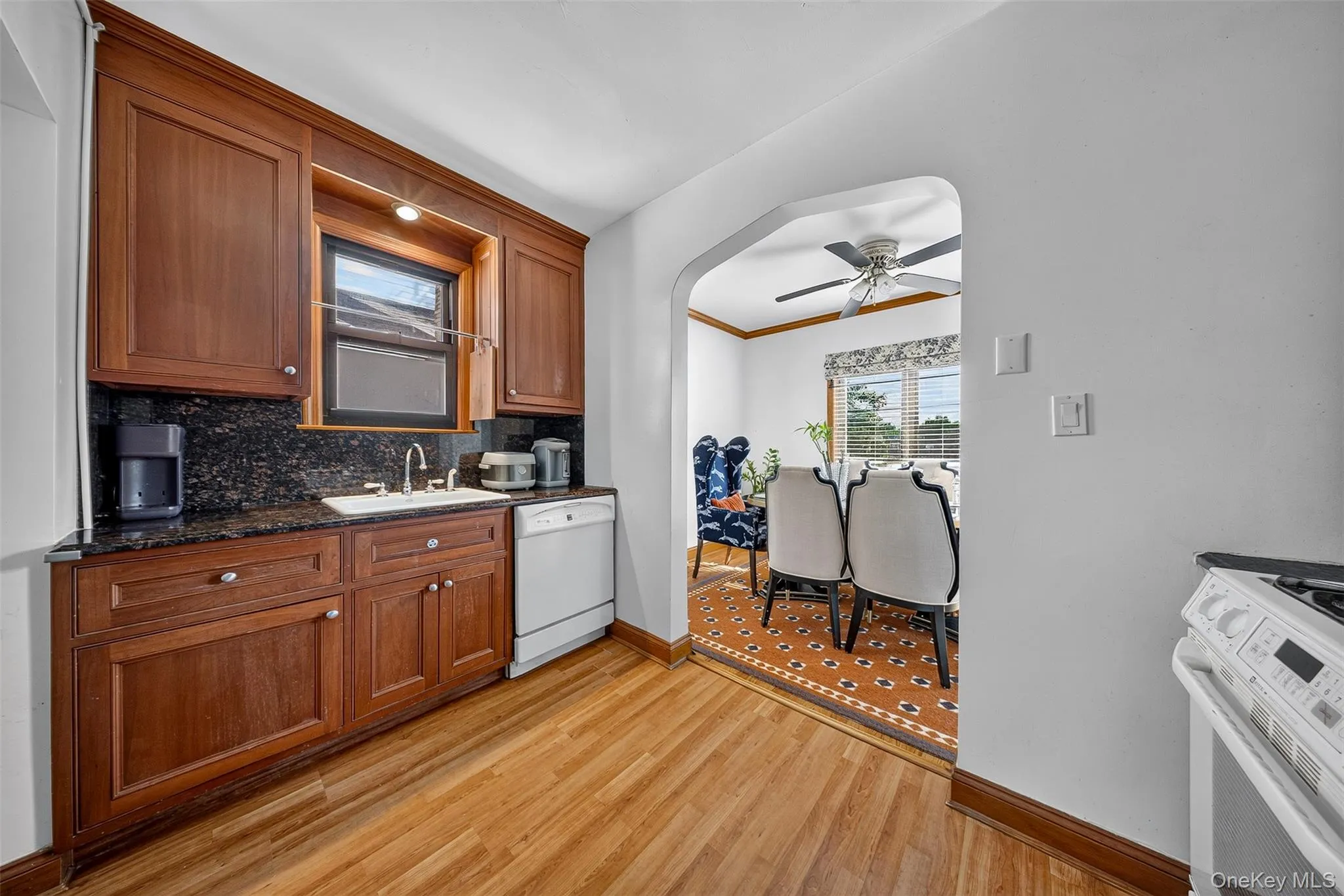 17019 Pidgeon Meadow Road, New York, NY, 4 Bedrooms Bedrooms, 7 Rooms Rooms,2 BathroomsBathrooms,Residential,For Rent,Pidgeon Meadow,0,1029040 17019 Pidgeon Meadow Road, New York, NY, 4 Bedrooms Bedrooms, 7 Rooms Rooms,2 BathroomsBathrooms,Residential,For Rent,Pidgeon Meadow,0,1029040