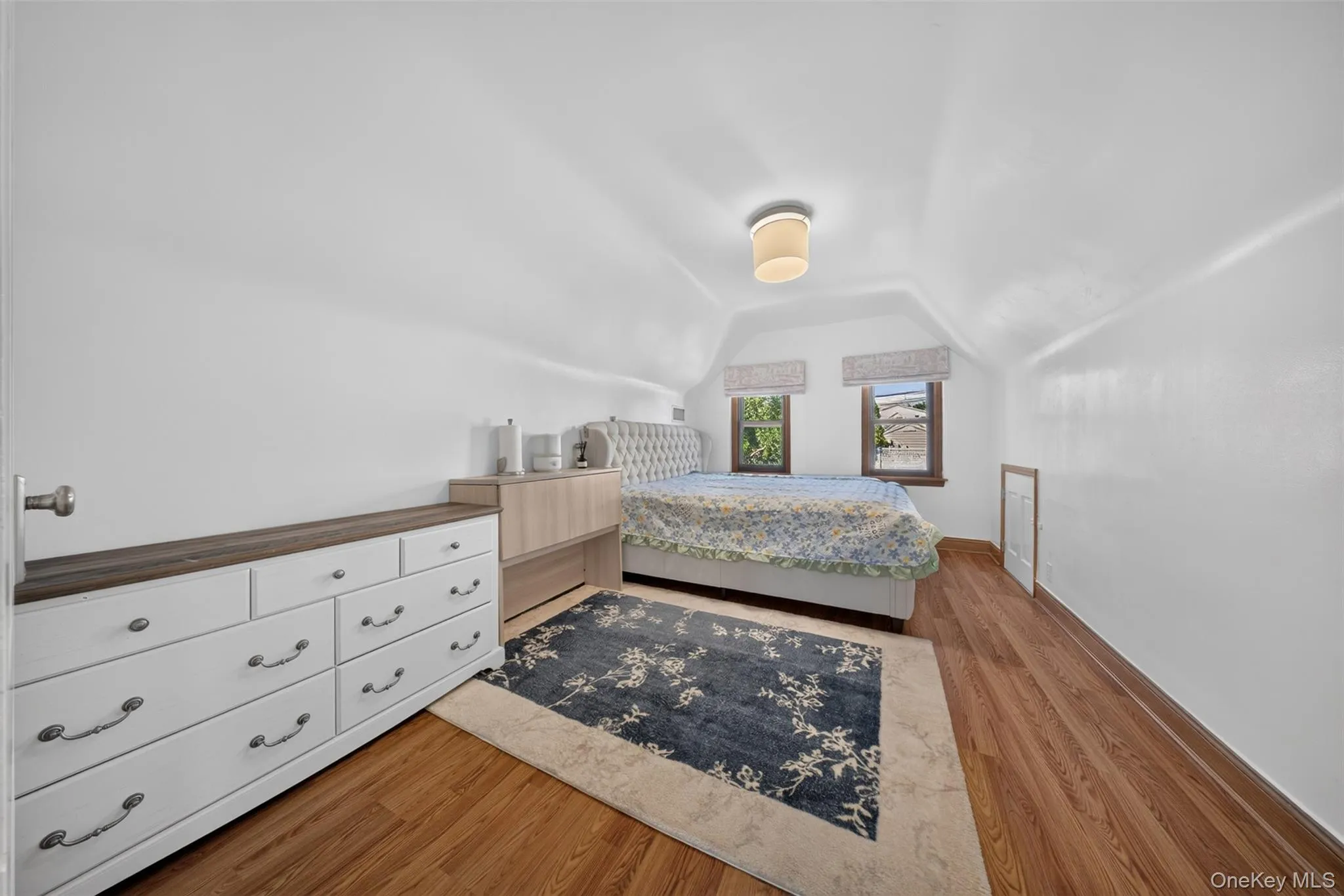 17019 Pidgeon Meadow Road, New York, NY, 4 Bedrooms Bedrooms, 7 Rooms Rooms,2 BathroomsBathrooms,Residential,For Rent,Pidgeon Meadow,0,1029040 17019 Pidgeon Meadow Road, New York, NY, 4 Bedrooms Bedrooms, 7 Rooms Rooms,2 BathroomsBathrooms,Residential,For Rent,Pidgeon Meadow,0,1029040