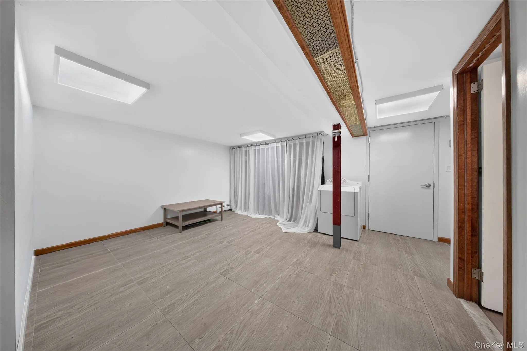 17019 Pidgeon Meadow Road, New York, NY, 4 Bedrooms Bedrooms, 7 Rooms Rooms,2 BathroomsBathrooms,Residential,For Rent,Pidgeon Meadow,0,1029040 17019 Pidgeon Meadow Road, New York, NY, 4 Bedrooms Bedrooms, 7 Rooms Rooms,2 BathroomsBathrooms,Residential,For Rent,Pidgeon Meadow,0,1029040